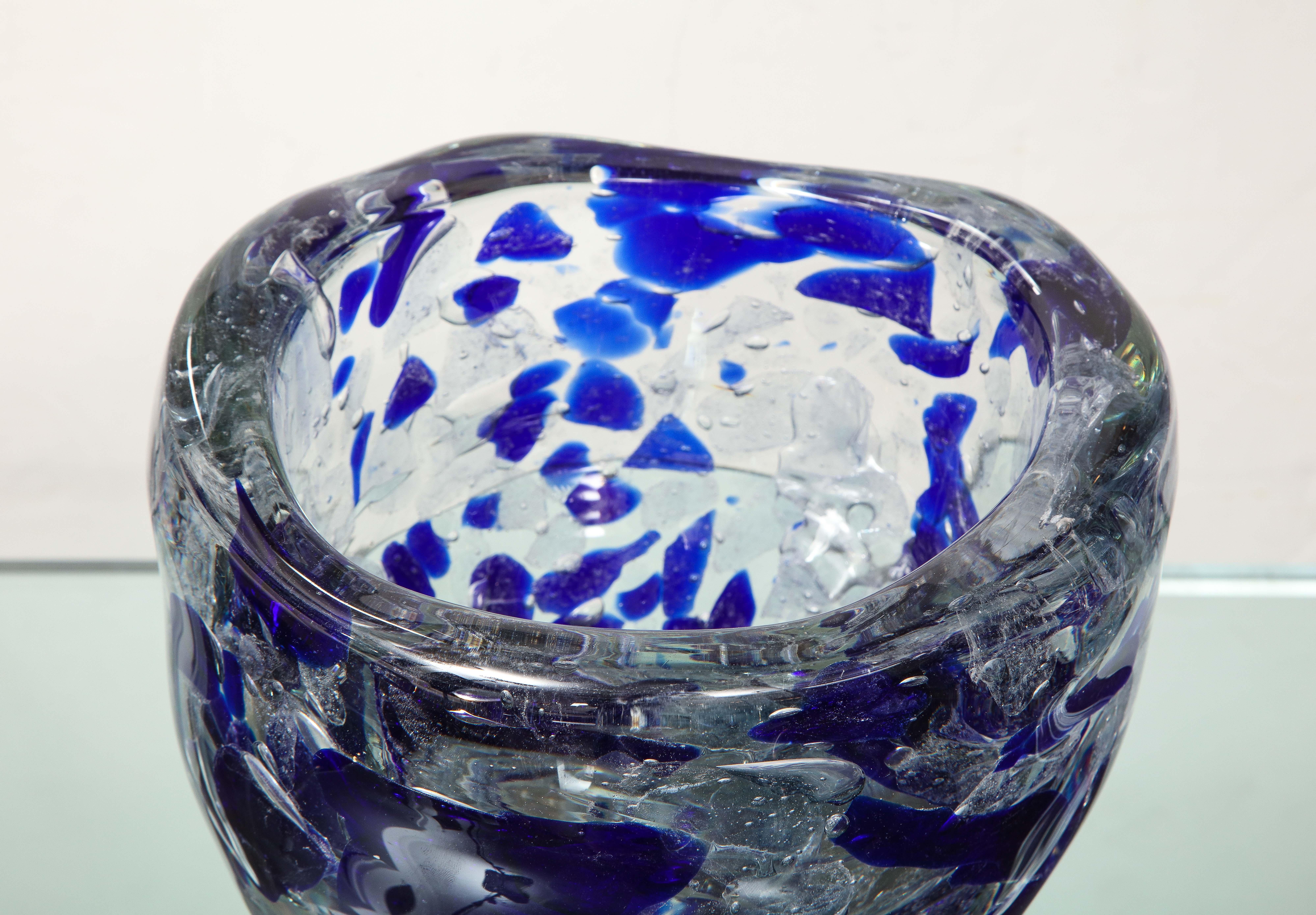 Clear and Royal Blue Murano Glass Pollock Vase For Sale 2