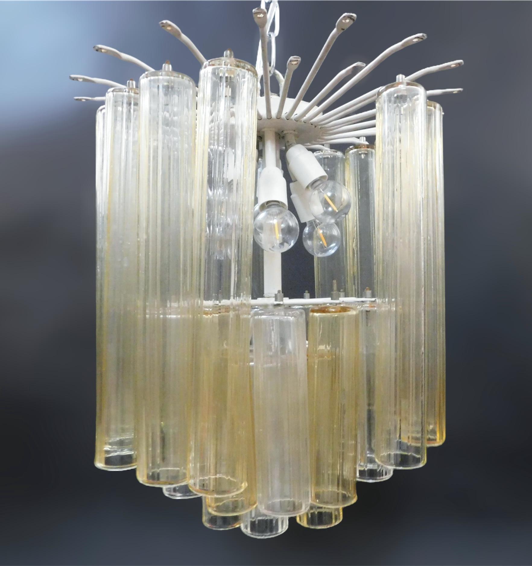 Lustre à tubes de Murano transparents et jaunes en vente 3