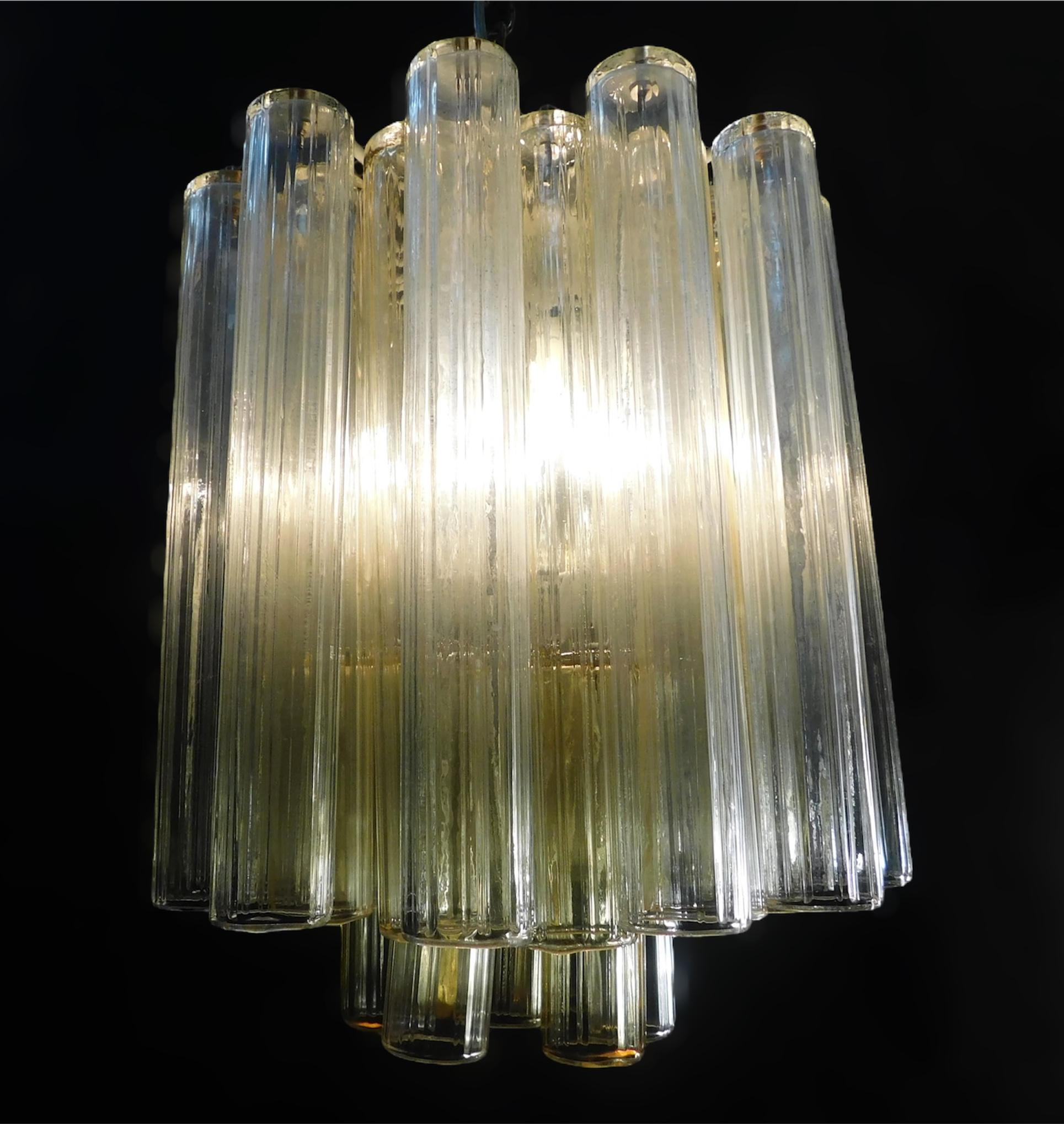 Lustre à tubes de Murano transparents et jaunes Bon état - En vente à Los Angeles, CA
