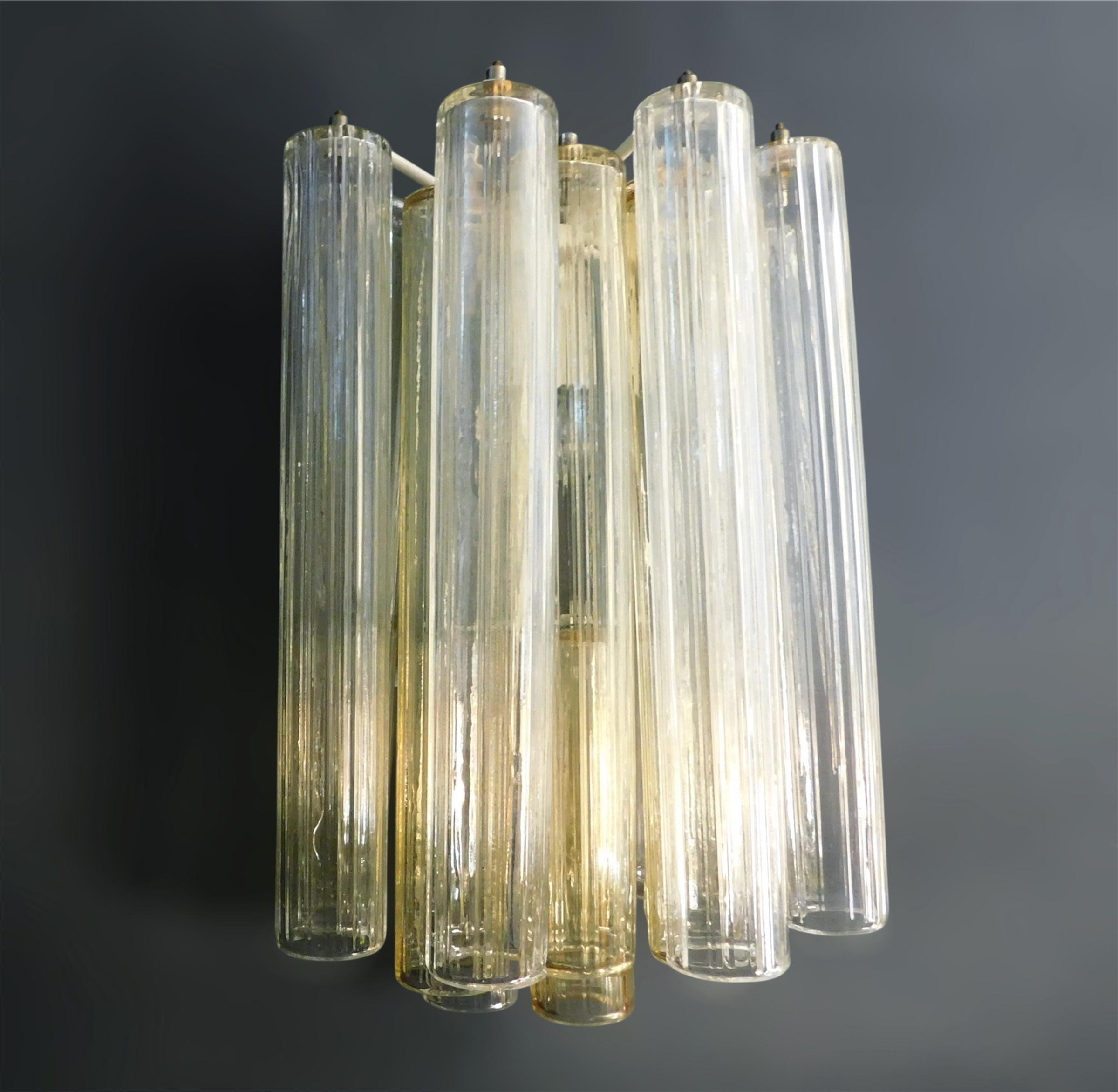 Aplique de Tubos de Murano Transparentes y Amarillos, 5 Disponibles Italiano en venta