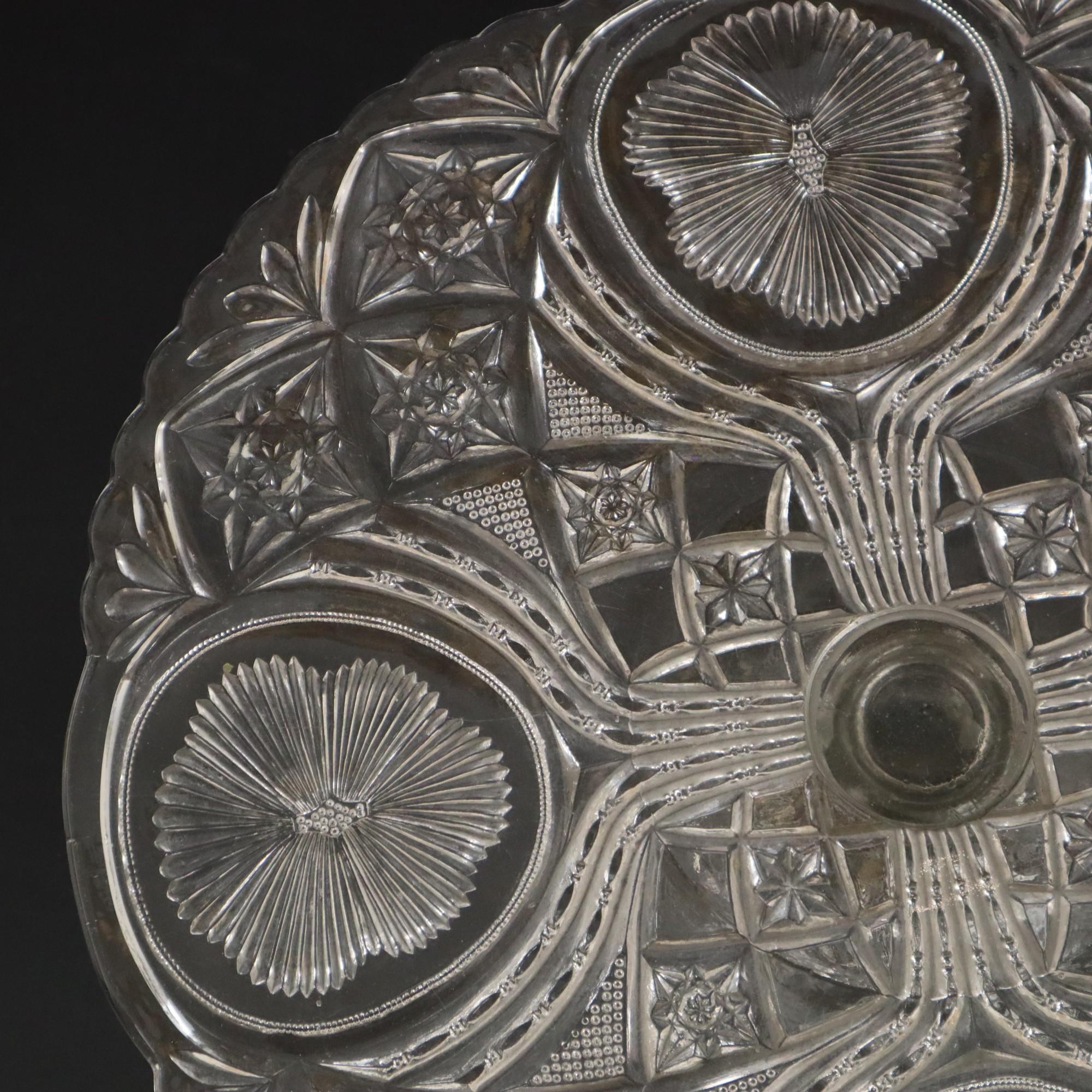Belgian Clear Art Deco Cake Stand Pressed Glass Vintage Cake Stand SIV Deposé For Sale