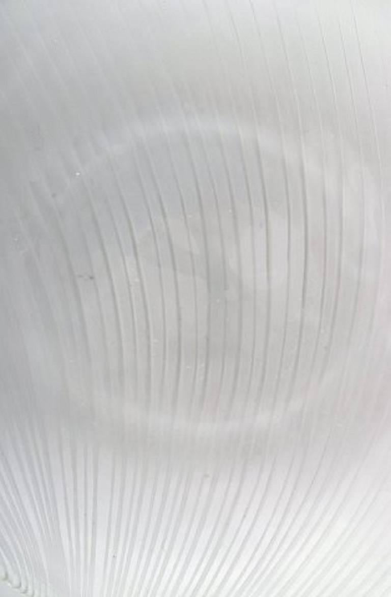 Finnish Clear Art Glass Dish with Engraved Decoration in the Form of Stripes