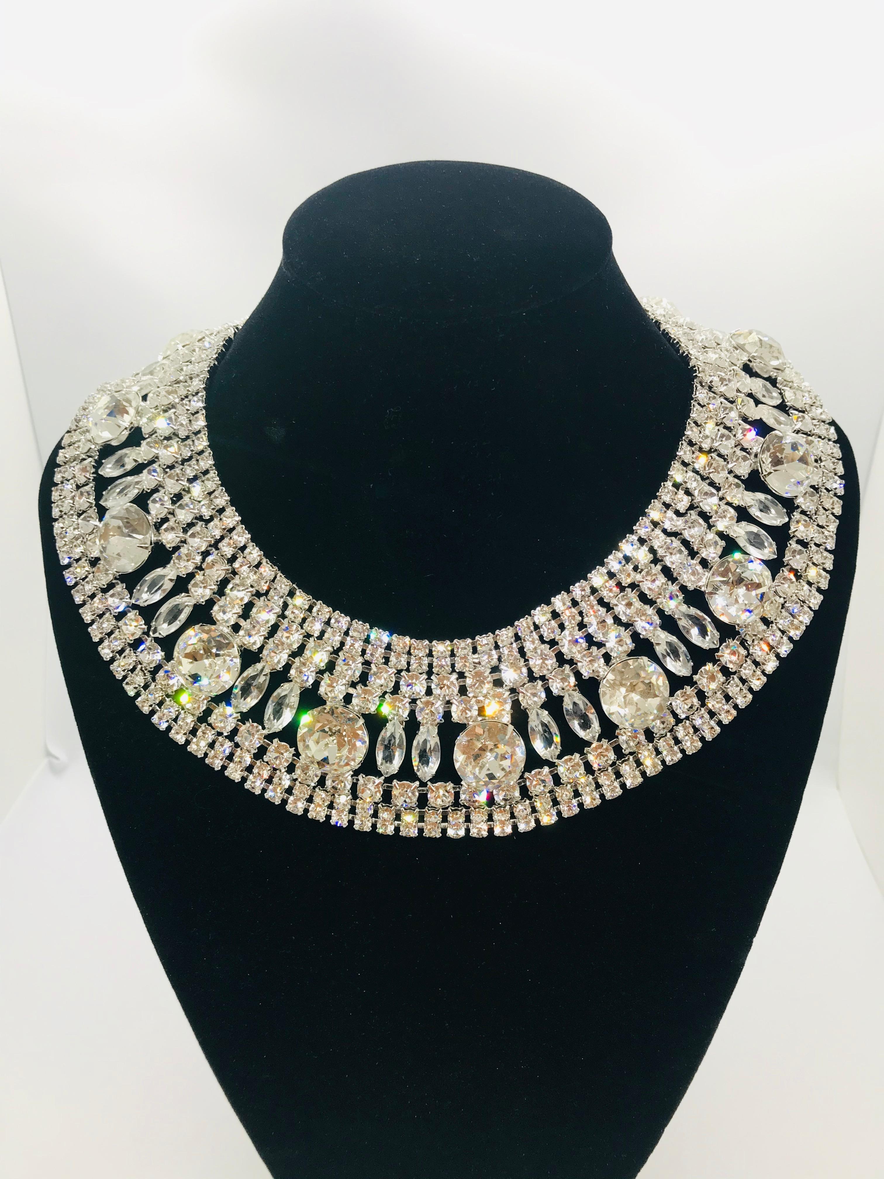 Round Cut Clear Austrian Crystal Cleopatra Collar Necklace For Sale