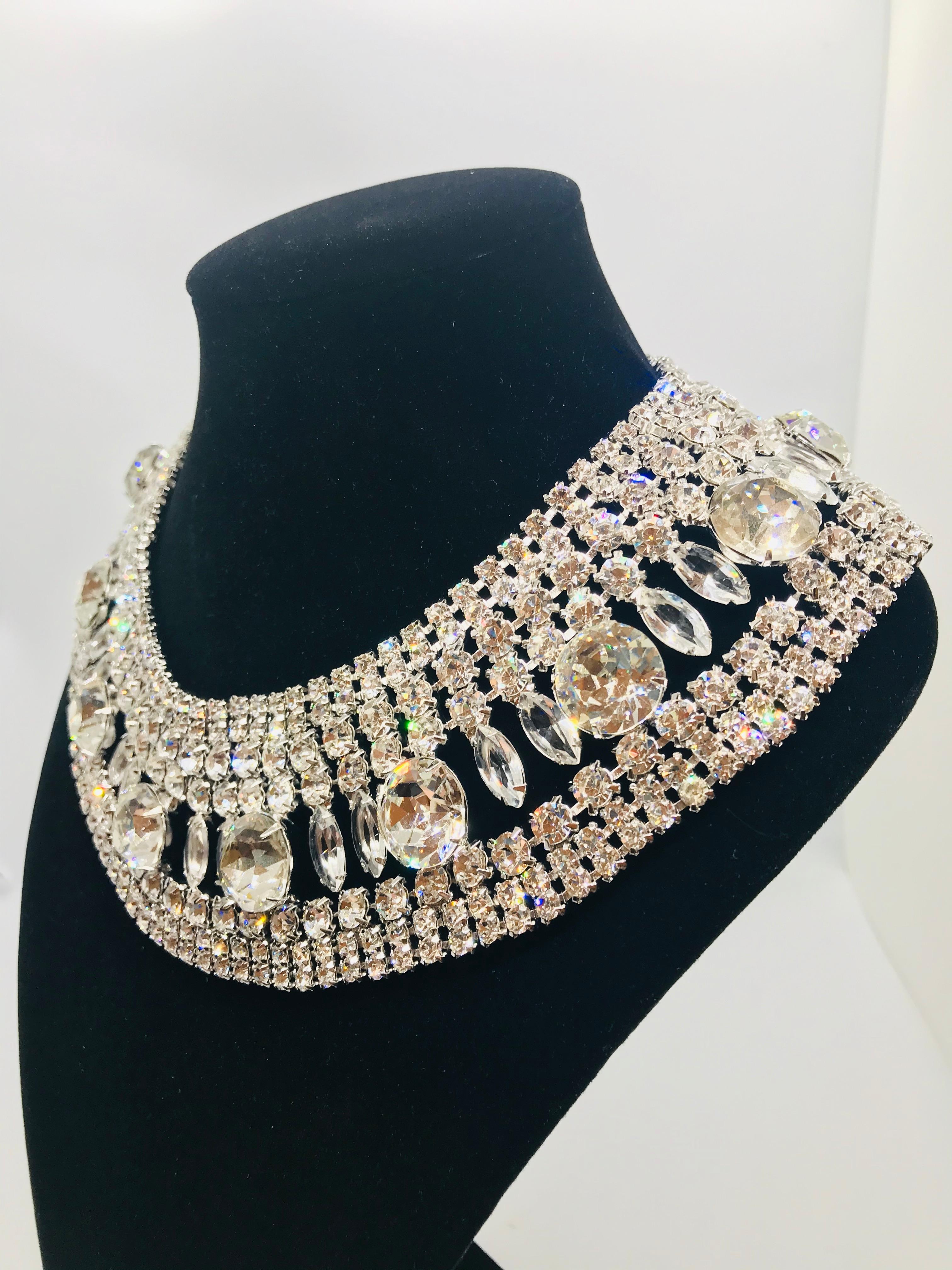 Clear Austrian Crystal Cleopatra Collar Necklace In New Condition For Sale In Toronto, CA