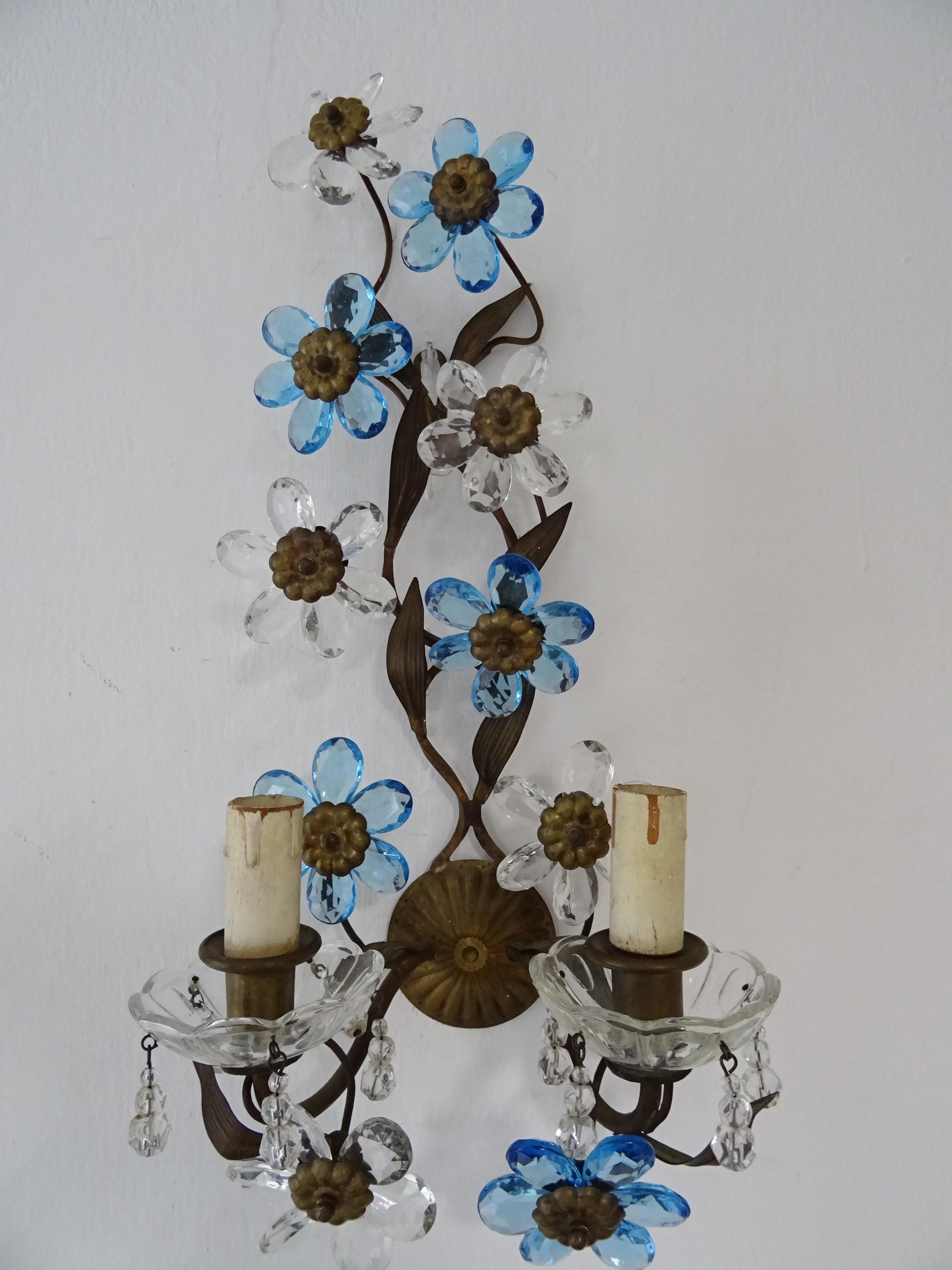 Early 20th Century Clear & Blue Flower Maison Baguès Crystal Flower Sconces Signed circa 1920 For Sale