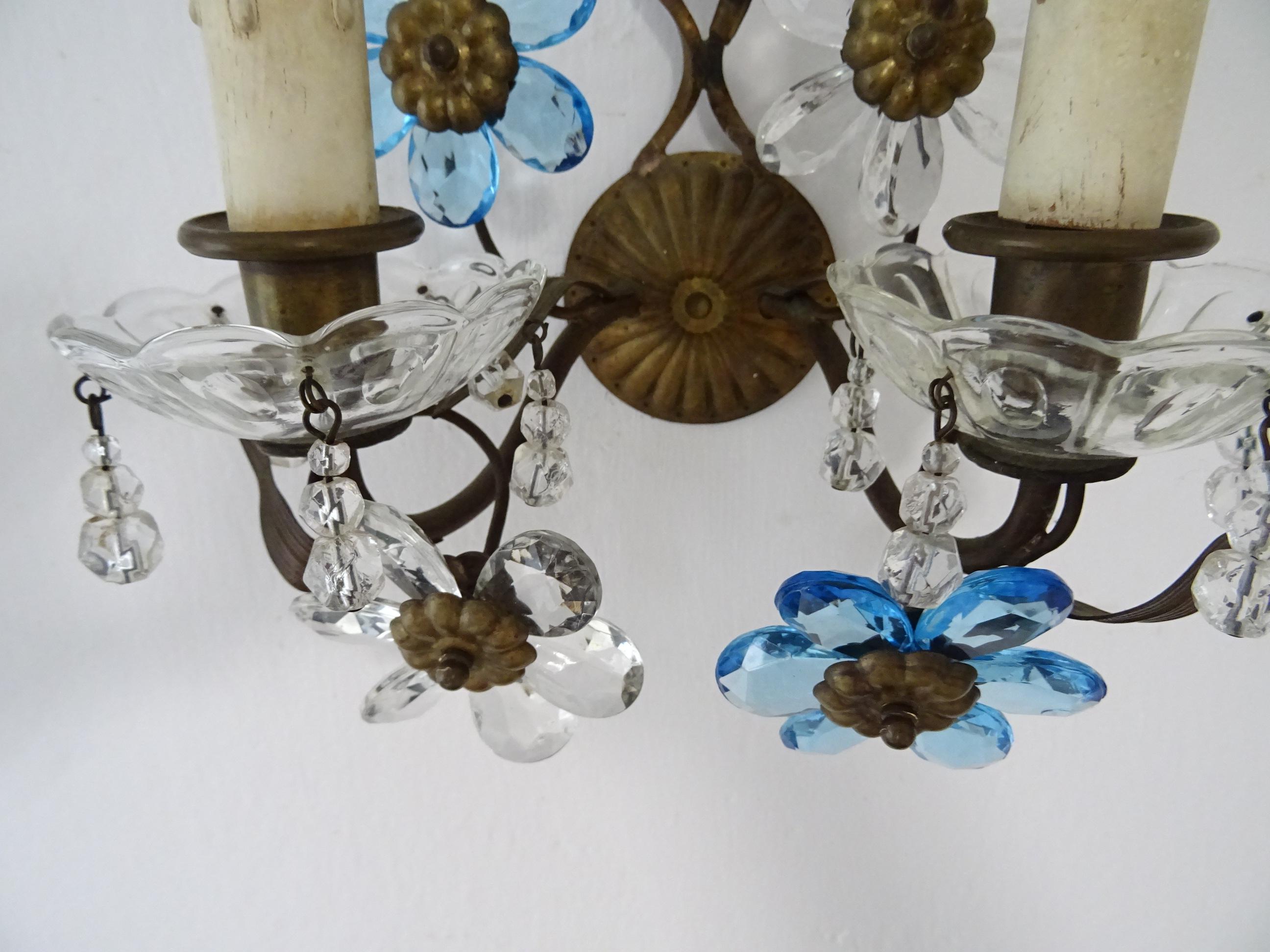 Appliques à fleurs en cristal clair et bleu de la Maison Baguès Signées circa 1920 en vente 2