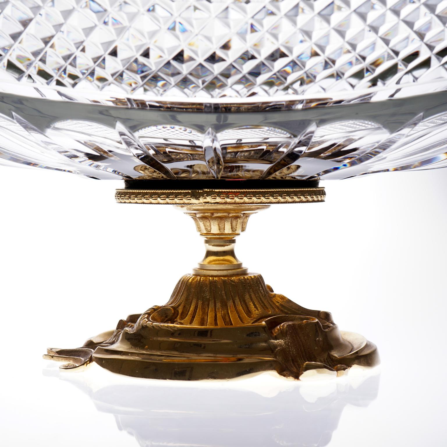 Clear crystal jardinière with bronze covered 22-carat Gold in Oriental style.

Impressive work on the 22-carat gold covered bronze. 

High quality crystal handcrafted. 

The crystal is embellished with 22-carat gold, which makes for an item of