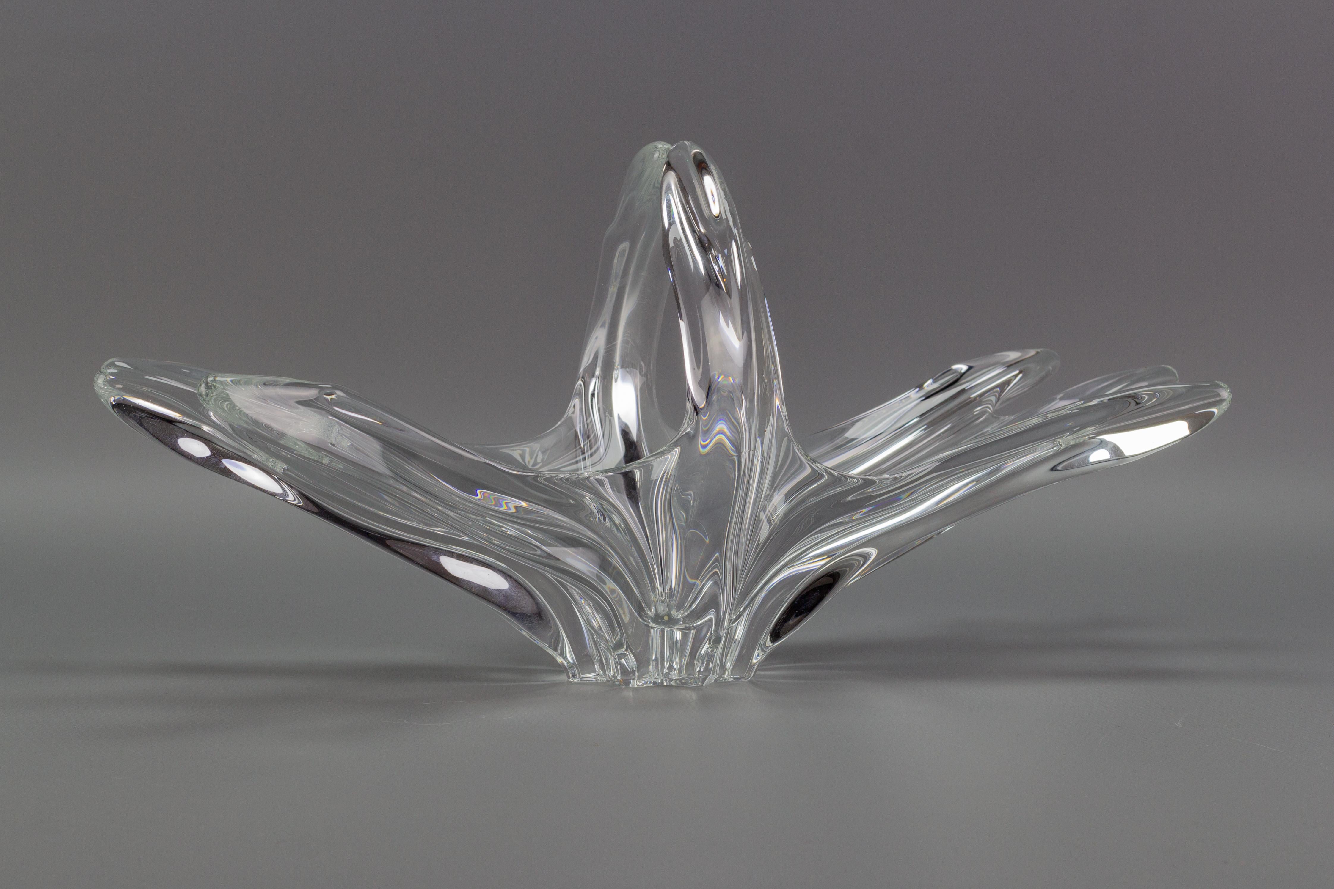 Clear Crystal Glass Fruit Bowl or Centerpiece by Art Vannes France, 1960s For Sale 4