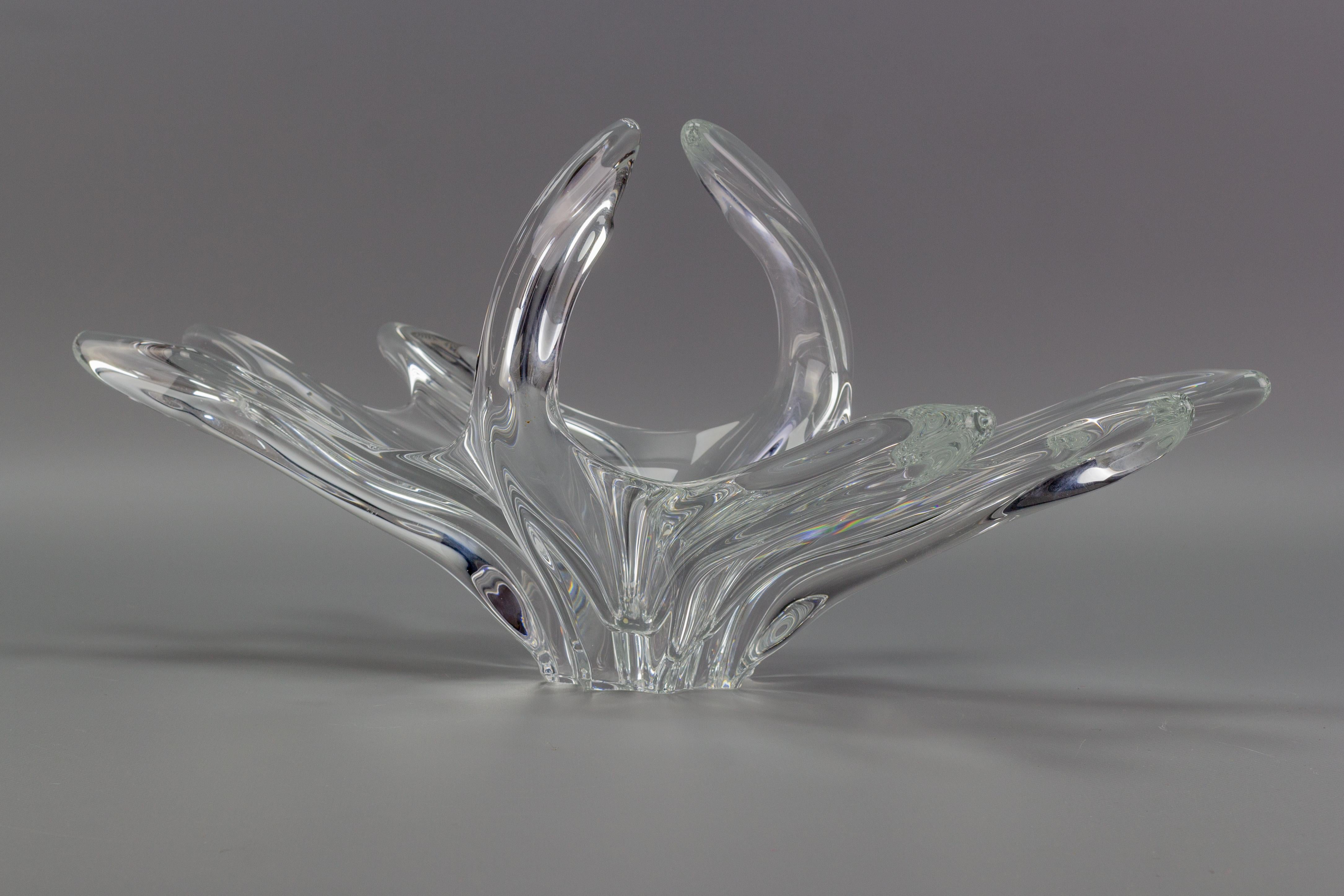 Adorable translucent hand-blown crystal glass fruit bowl or centerpiece by Art de Vannes France, 1960s. 
On the bottom marked with an etched factory mark Art Vannes France.
Dimensions: height: 22 cm / 8.66 in; width: circa 18 cm / 7.08 in; length: