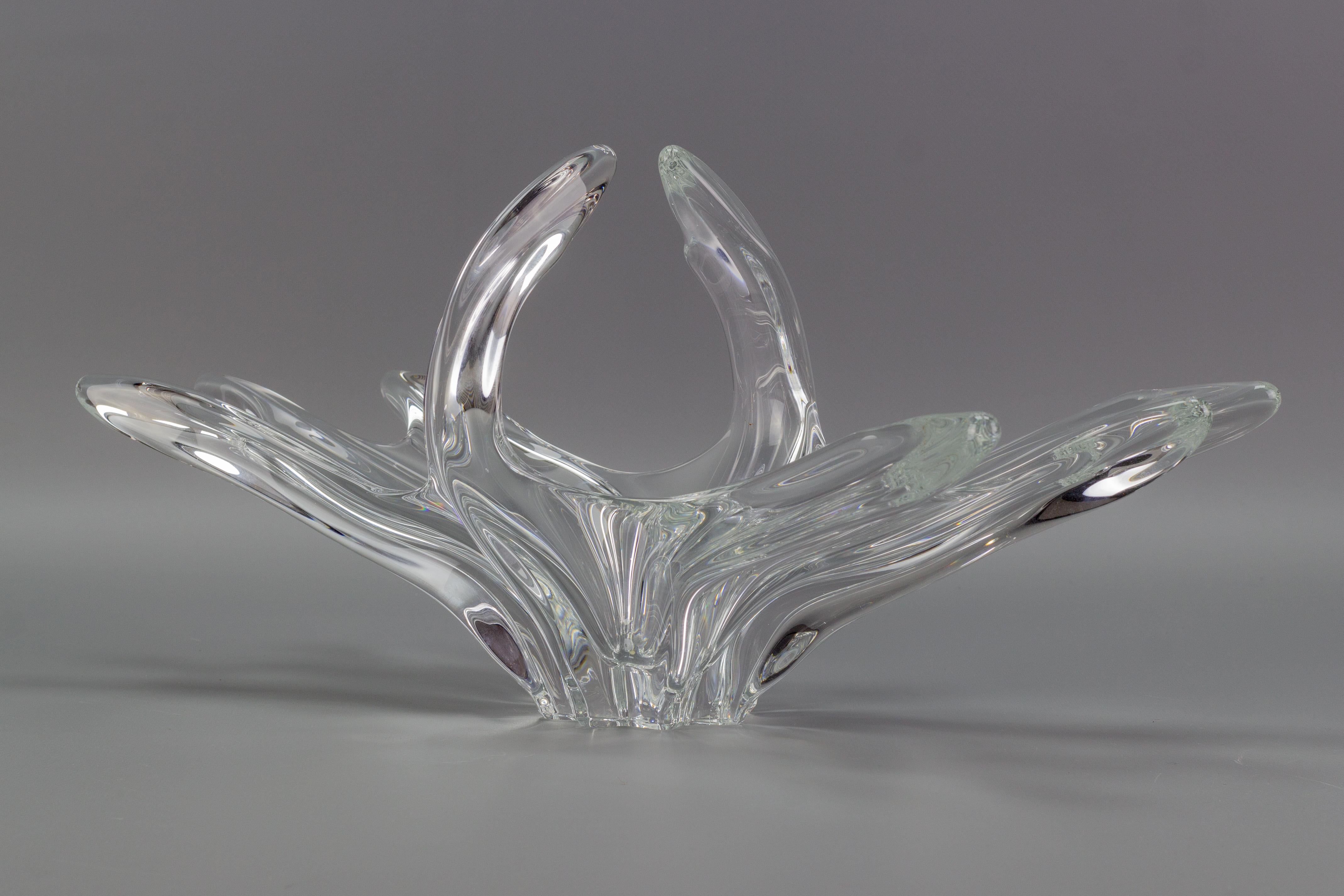 Clear Crystal Glass Fruit Bowl or Centerpiece by Art Vannes France, 1960s For Sale 11