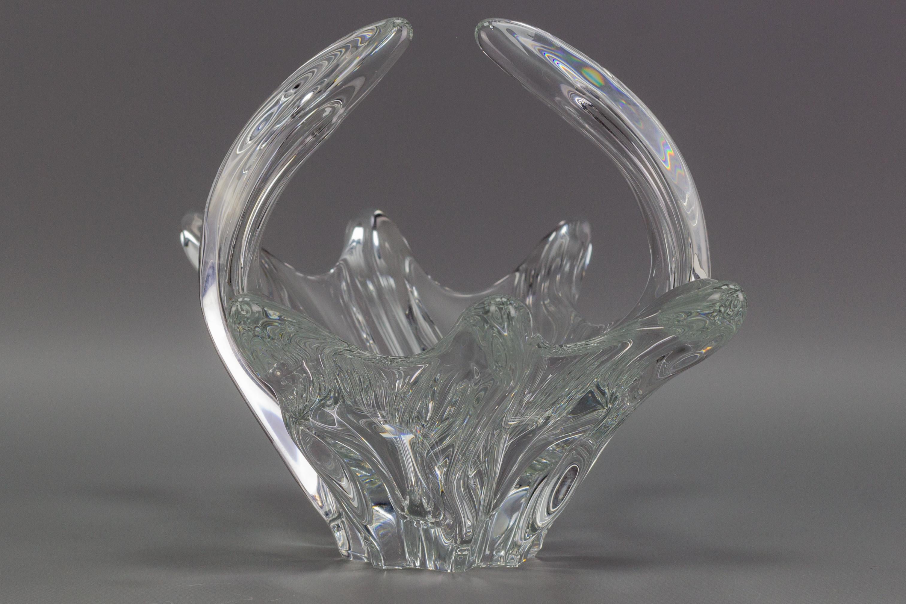 Obstschale oder Tafelaufsatz aus klarem Kristallglas von Art Vannes Frankreich, 1960er Jahre (Französisch) im Angebot