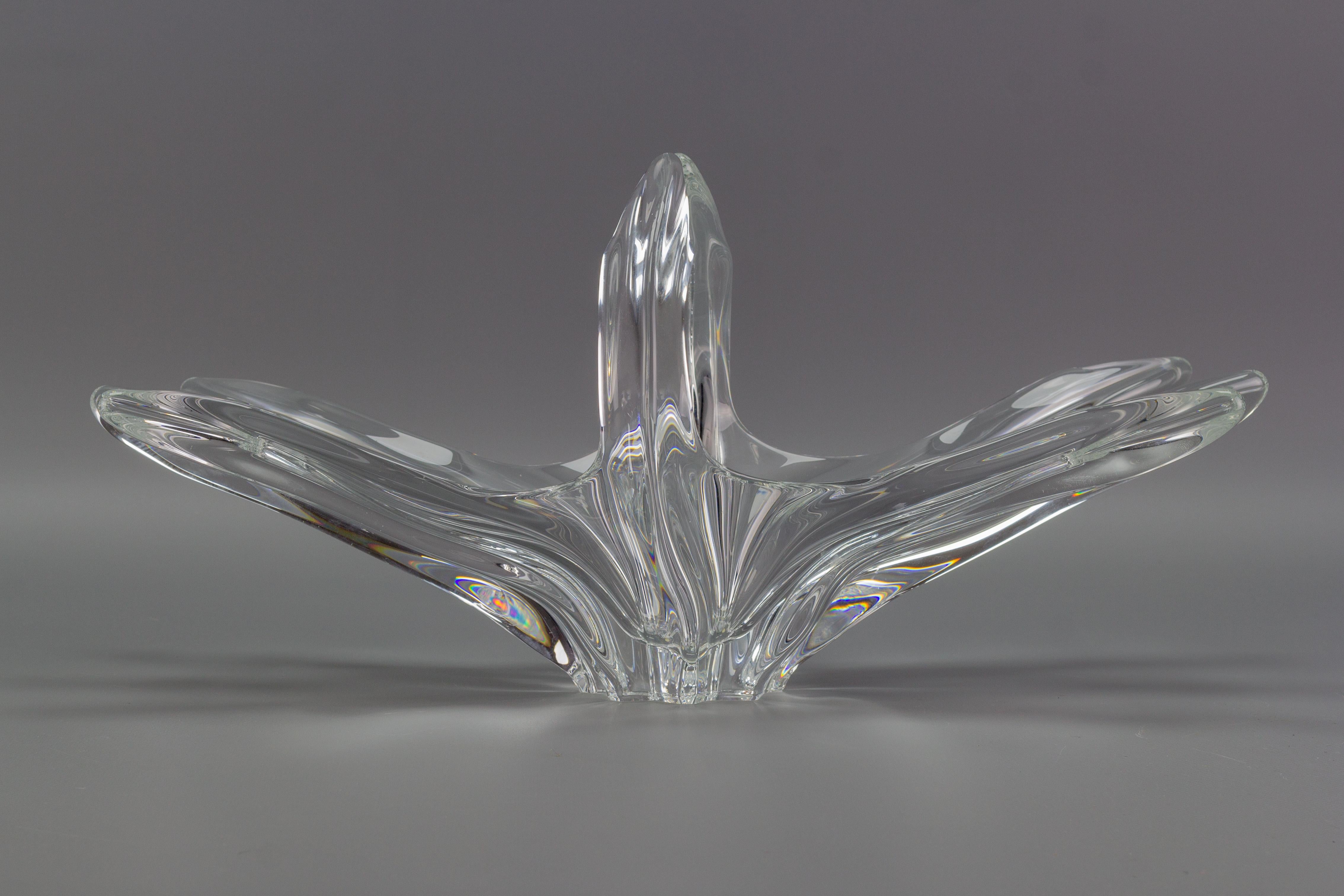 French Clear Crystal Glass Fruit Bowl or Centerpiece by Art Vannes France, 1960s For Sale