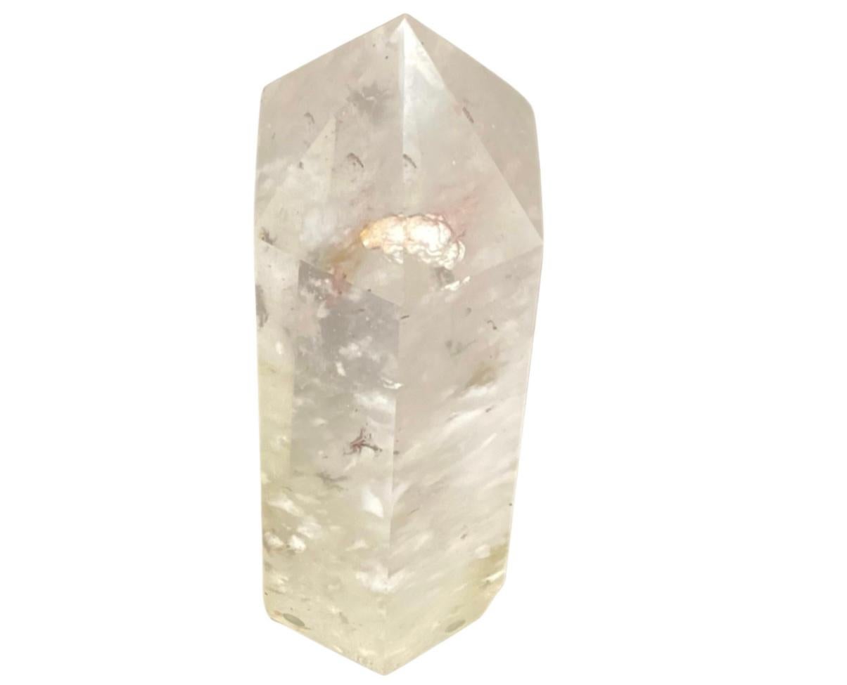 Poli Obélisque en quartz cristal clair Pointe de cristal en vente