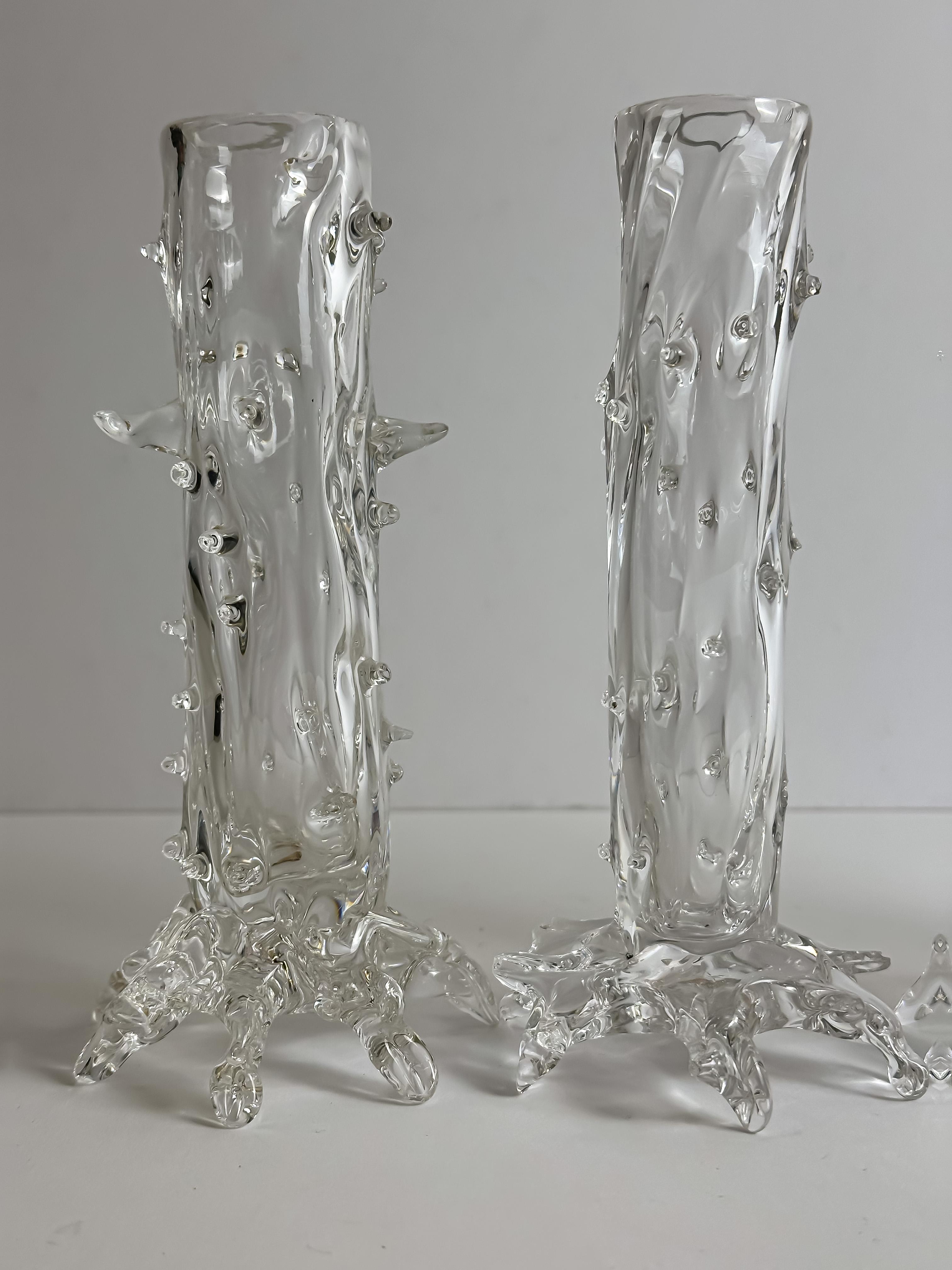 Viktorianische Dornenvasen aus klarem Kristall, tschechisch, 1890er Jahre, Satz von vier Stück (Tschechisch) im Angebot