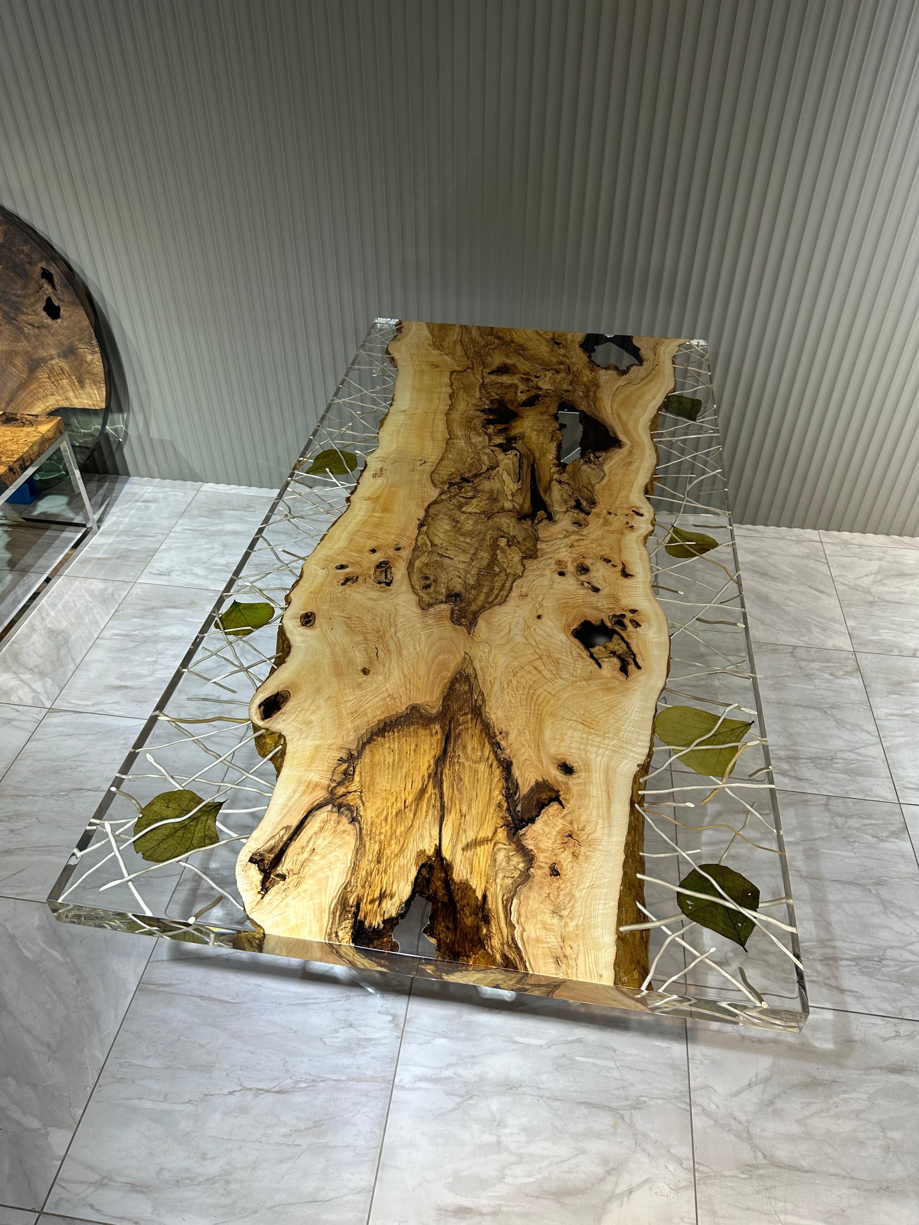 Table de salle à manger en bois en résine époxy transparente en vente 4