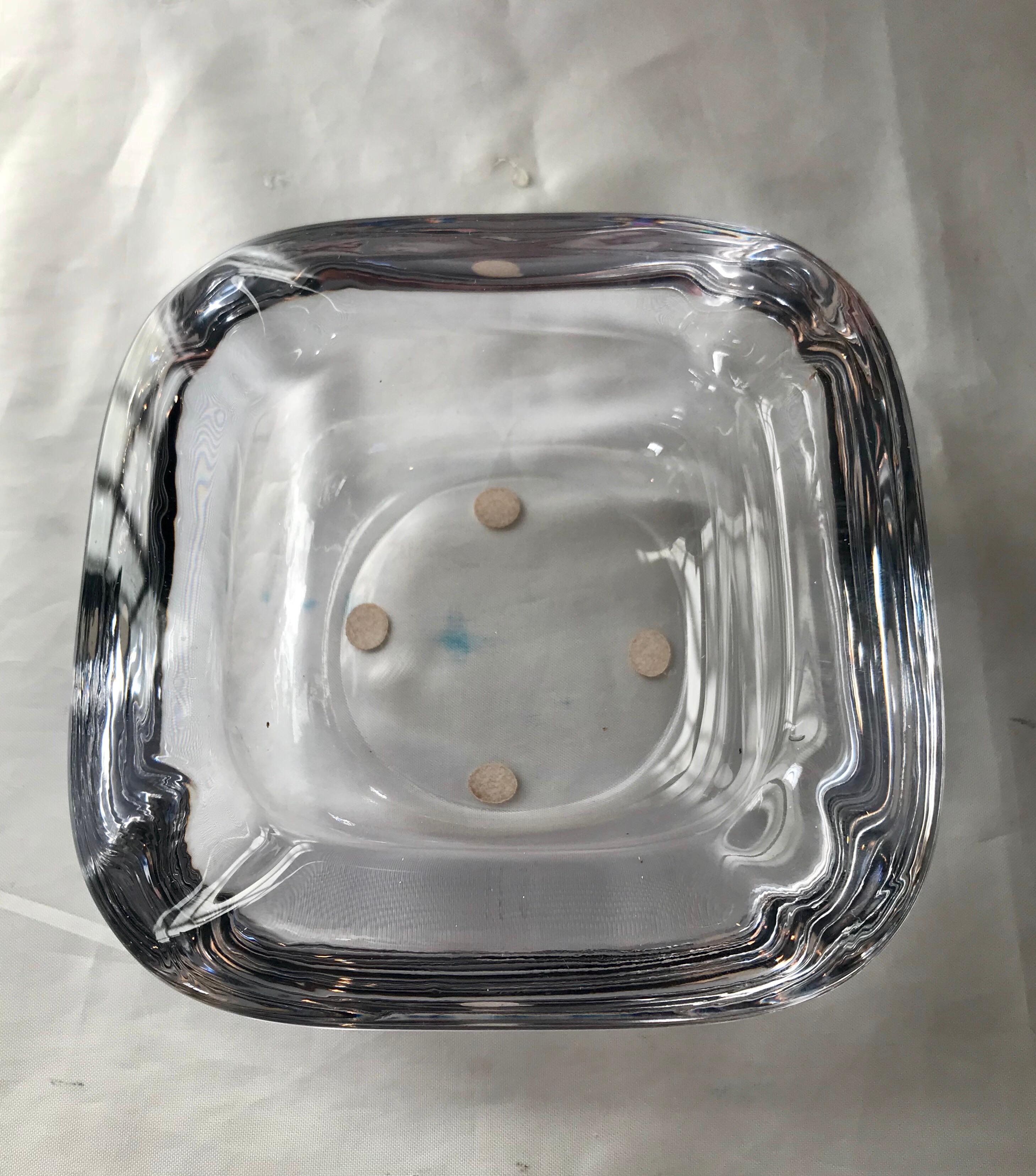 Clear French Art Glass Ashtray / Bowl of Lead Crystal by Art Vannes France In Good Condition For Sale In Charlottesville, VA