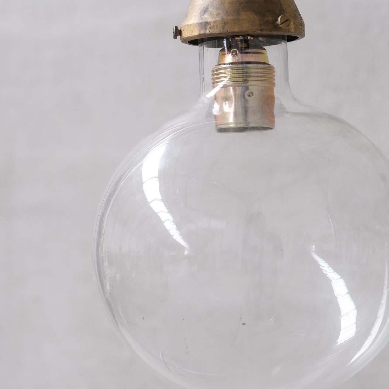 Clear Glass and Brass Bulb Mid-Century French Pendant Light In Good Condition For Sale In London, GB