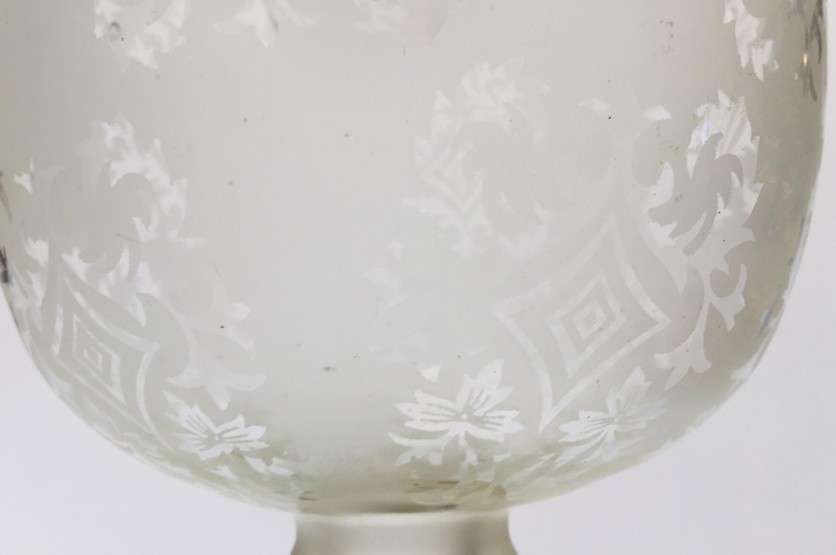 Glocke aus mattiertem Klarglas JAR Hall Lantern im Zustand „Gut“ im Angebot in North Hollywood, CA