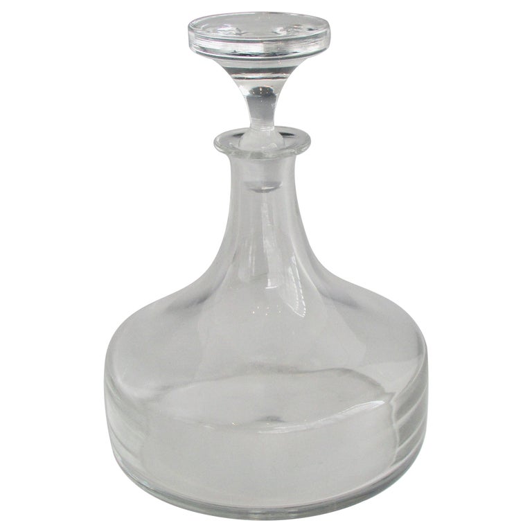 Clear Glass Decanter and Stopper with Polished Bottom For Sale at ...