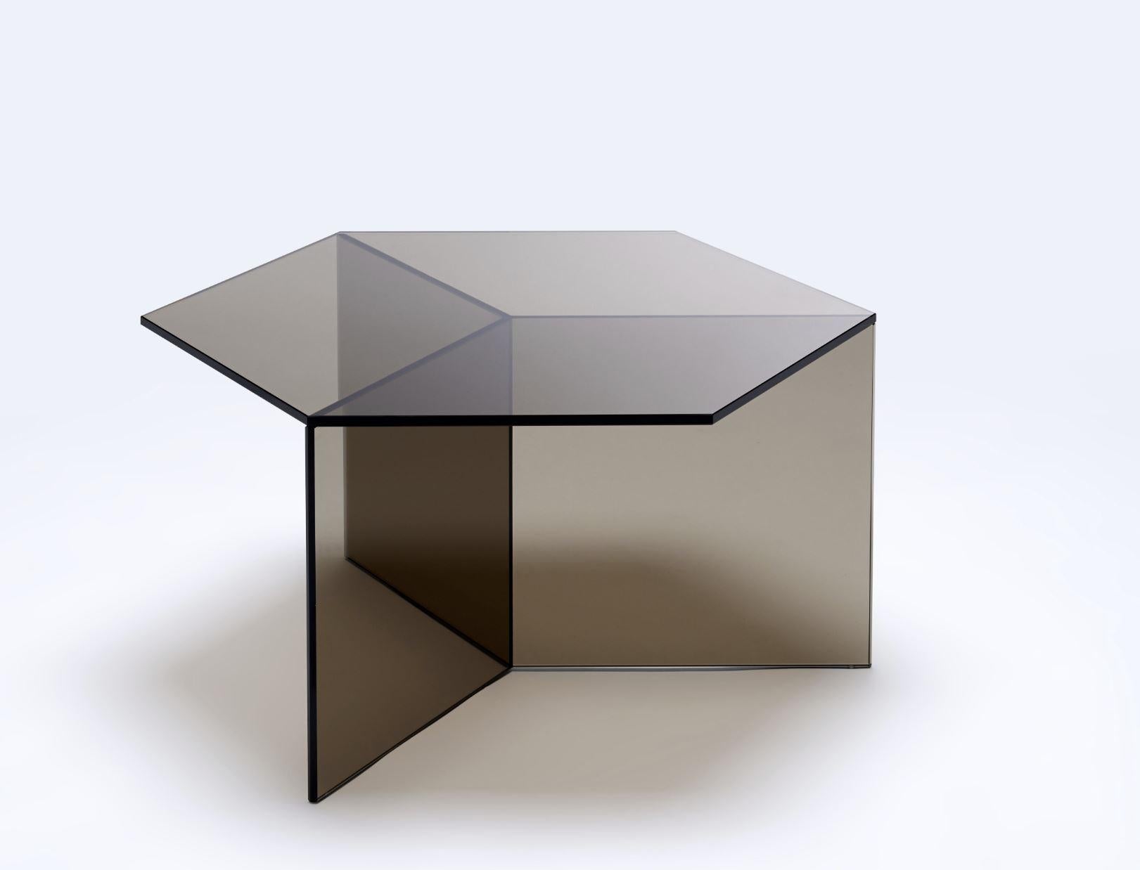 Mesa baja de cristal transparente 