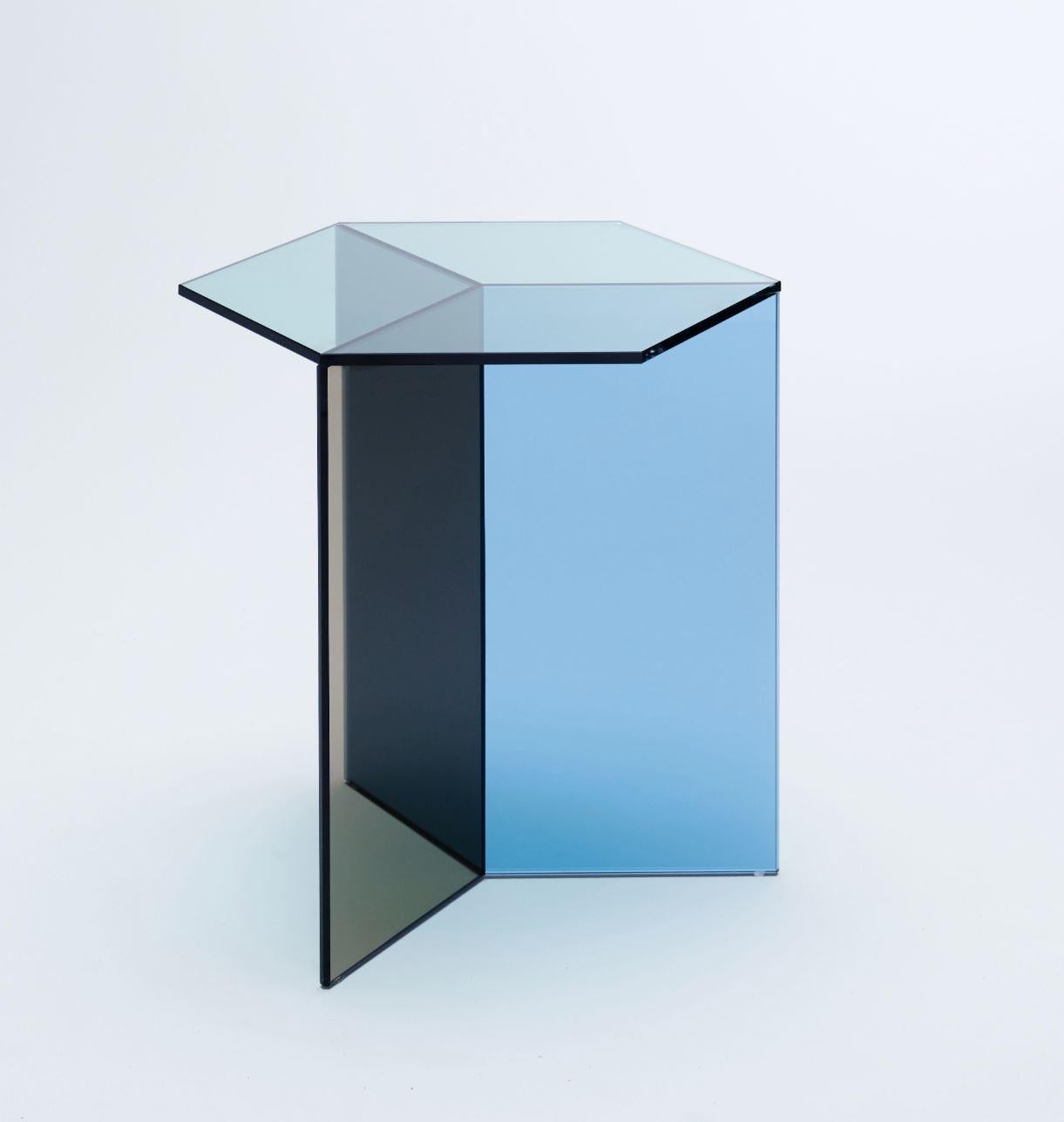 Couchtisch „Isom Tall“ aus klarem Glas, Sebastian Scherer im Zustand „Neu“ im Angebot in Geneve, CH