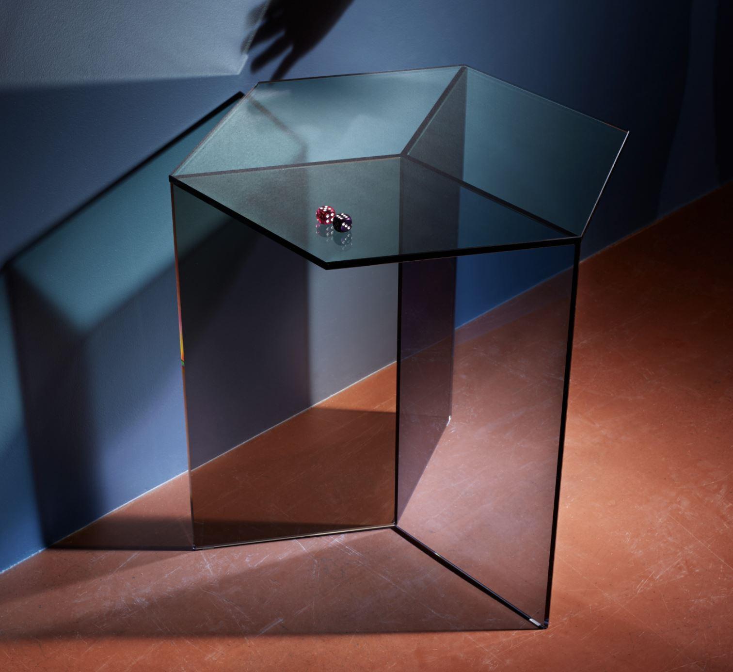 Couchtisch „Isom Tall“ aus klarem Glas, Sebastian Scherer (21. Jahrhundert und zeitgenössisch) im Angebot