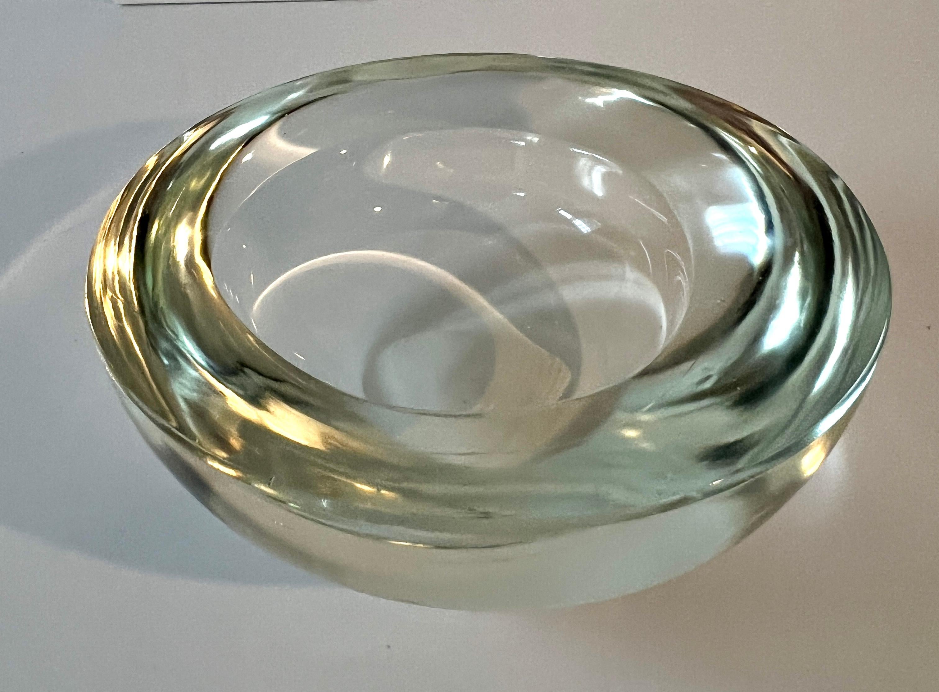 Italienische Murano Schale aus Klarglas im Zustand „Gut“ im Angebot in Los Angeles, CA