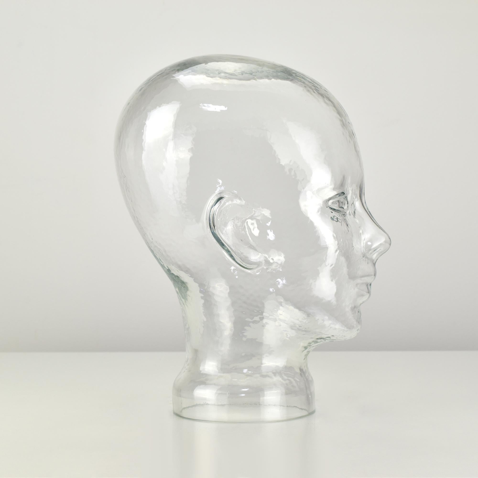 Clear Glass Mannequin Head Sculpture, 1970s German Decorative Design For Sale 1