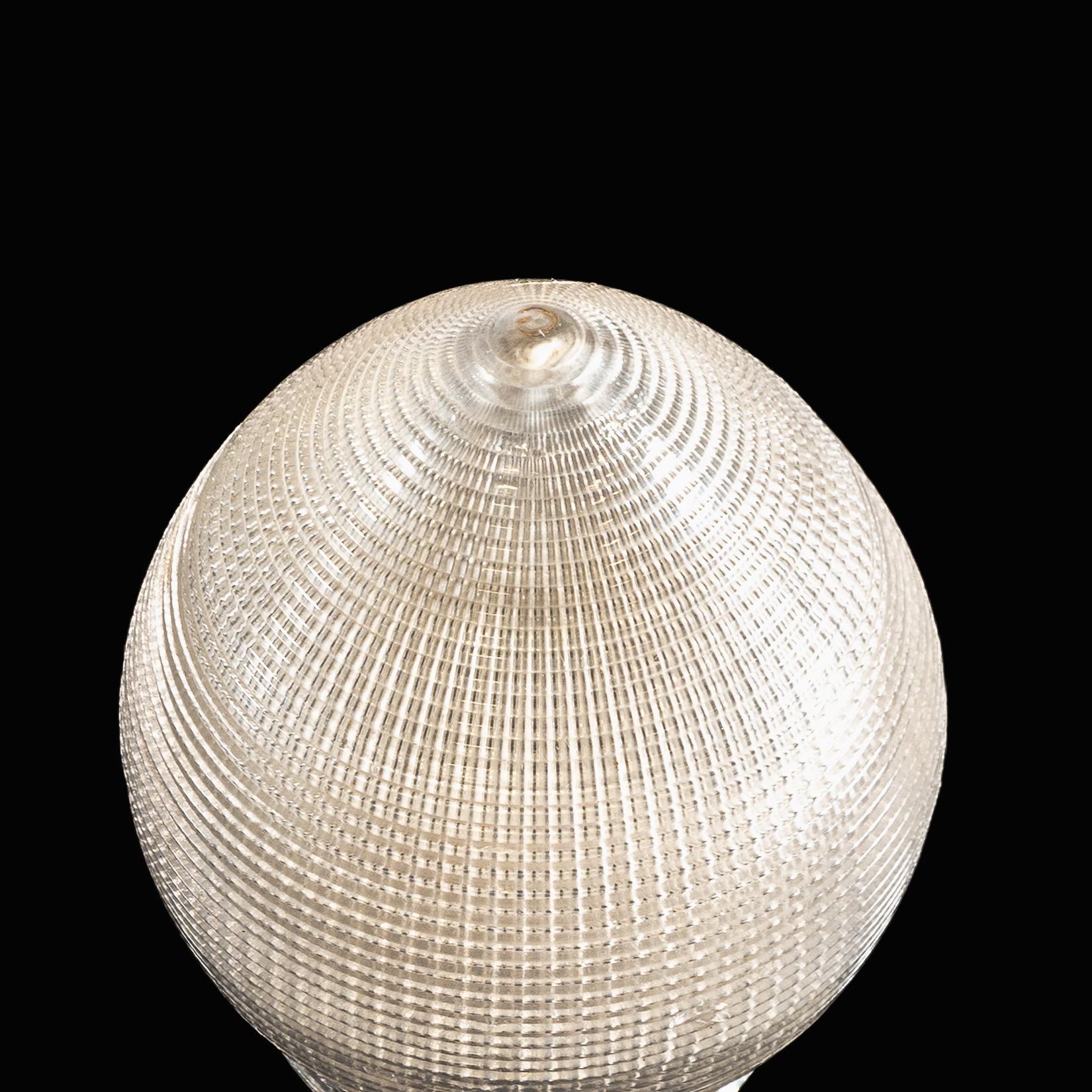 Paralume in vetro trasparente con texture Holophane e forma a goccia in vendita 2