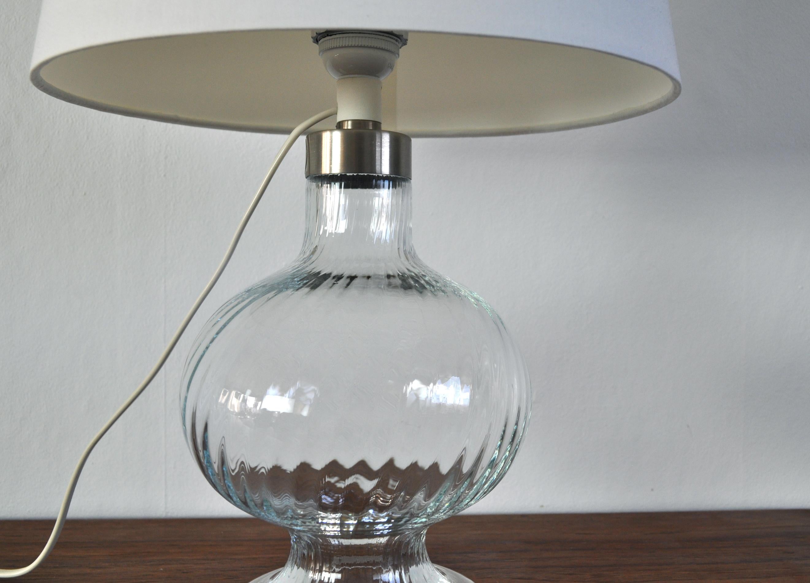 Danish Clear Glass Table Lamp by Michael Bang, Holmegaard Glasværk, 1978 For Sale