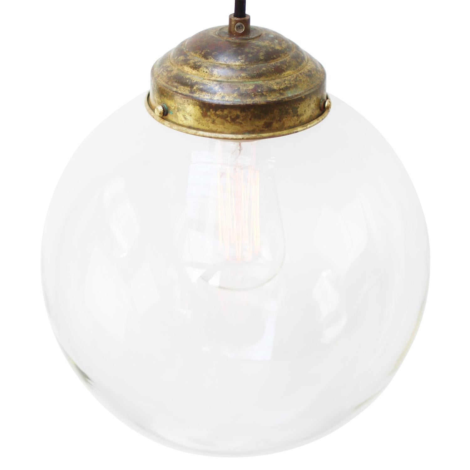 Clear Glass Vintage European Brass Top Pendant Lights In Good Condition For Sale In Amsterdam, NL