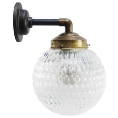 Verre clair Appliques industrielles en laiton et fonte d'époque Appliques murales