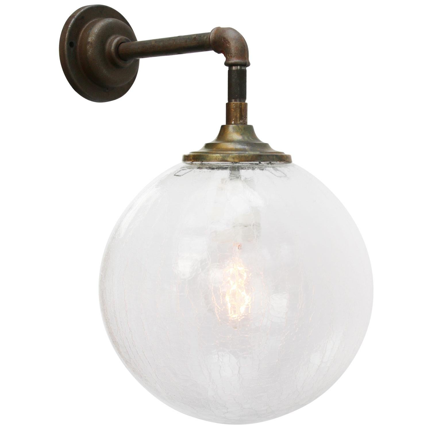 Clear Glass Vintage Industrial Brass Cast Iron Scones Wall Lights In Good Condition For Sale In Amsterdam, NL