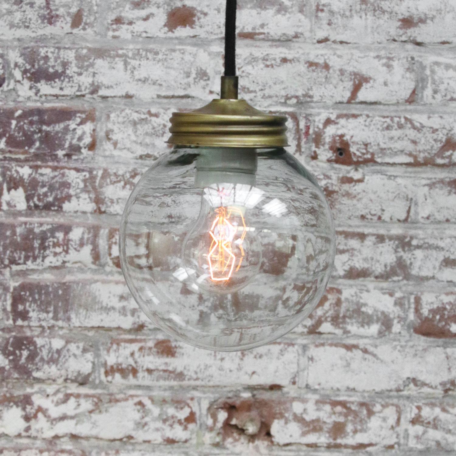 Clear Glass Vintage Industrial Brass Pendant Lights In Good Condition For Sale In Amsterdam, NL