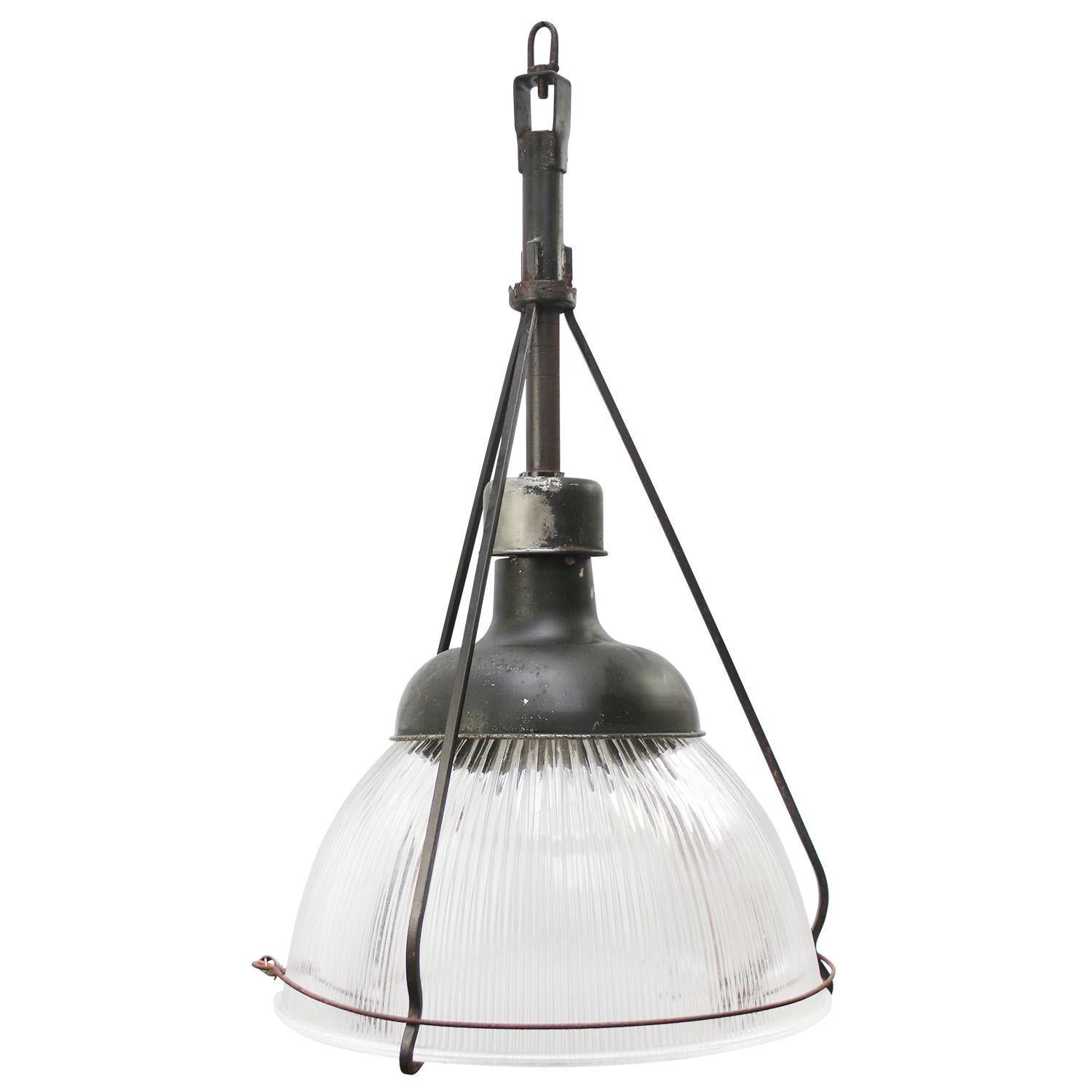 20ième siècle Lampe à suspension industrielle vintage en verre transparent par Holophane, États-Unis en vente