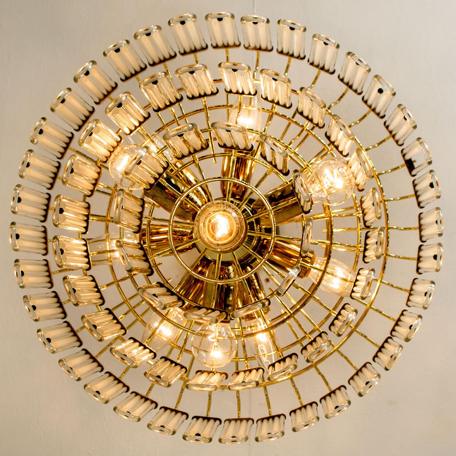 Late 20th Century Clear Gold Glass Rod Chandelier by Sciolari, 1970s For Sale