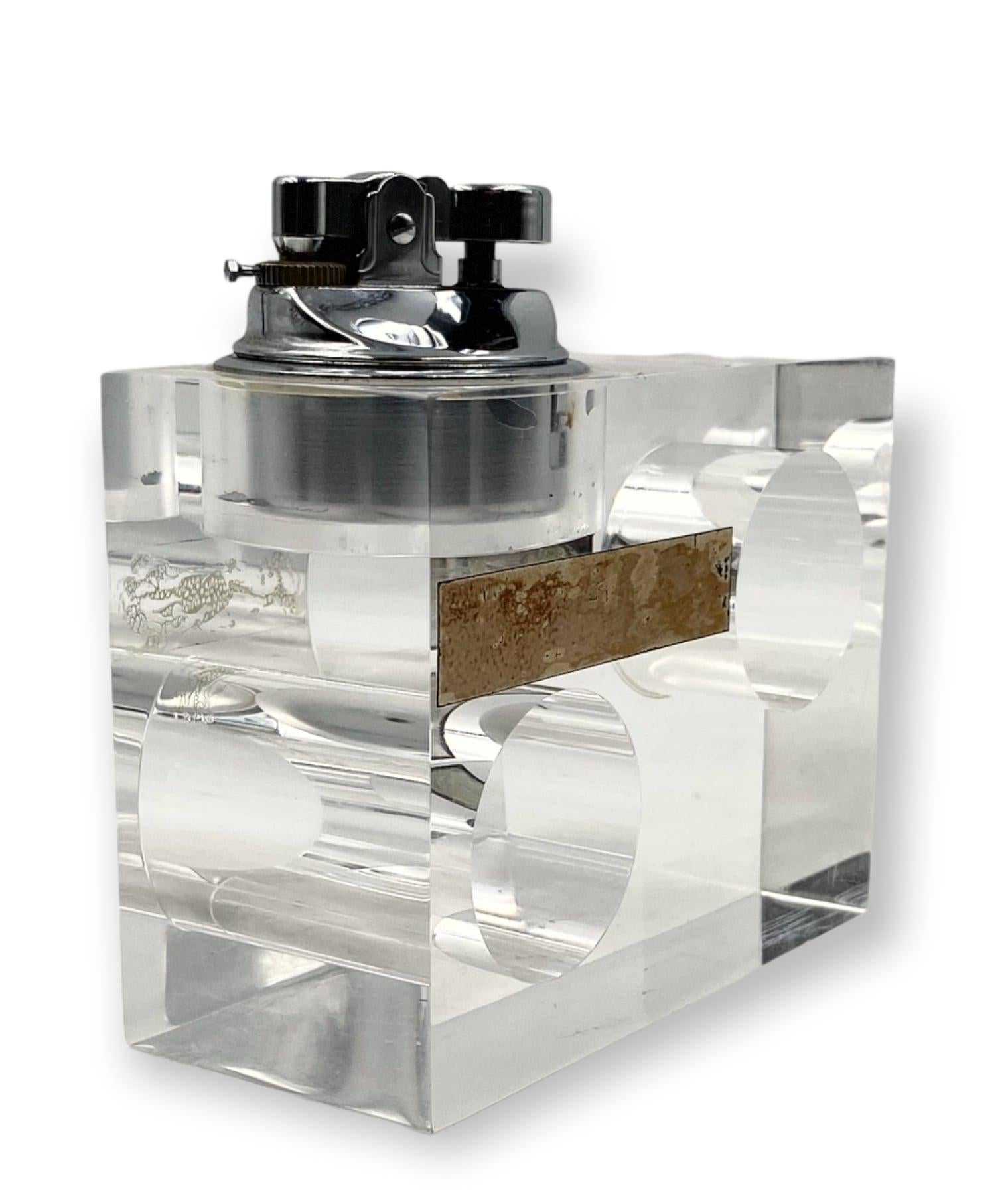 Clear Lucite and Brass Cubist Table Lighter, Italy, 1970s 3