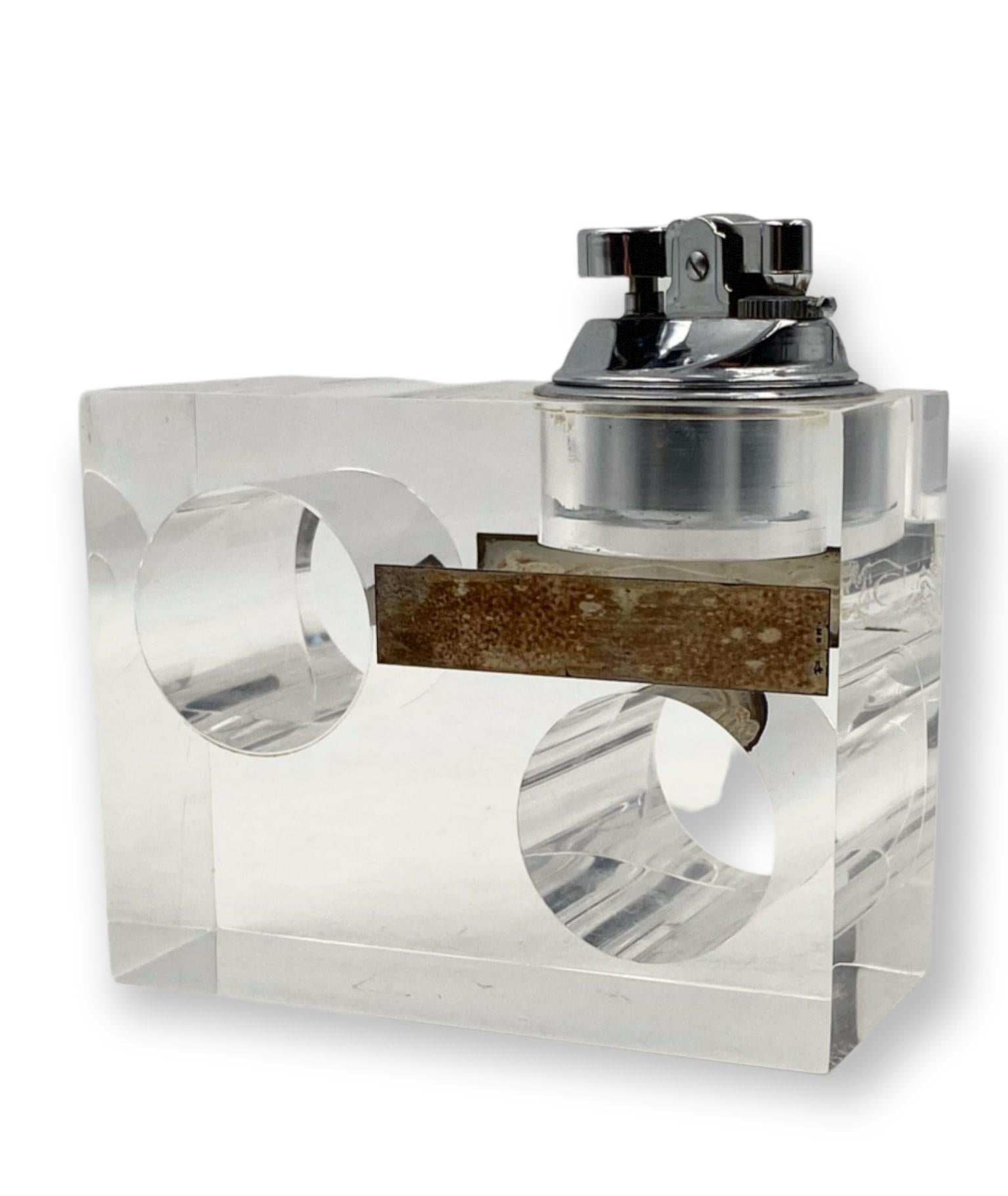 Clear Lucite and Brass Cubist Table Lighter, Italy, 1970s 4