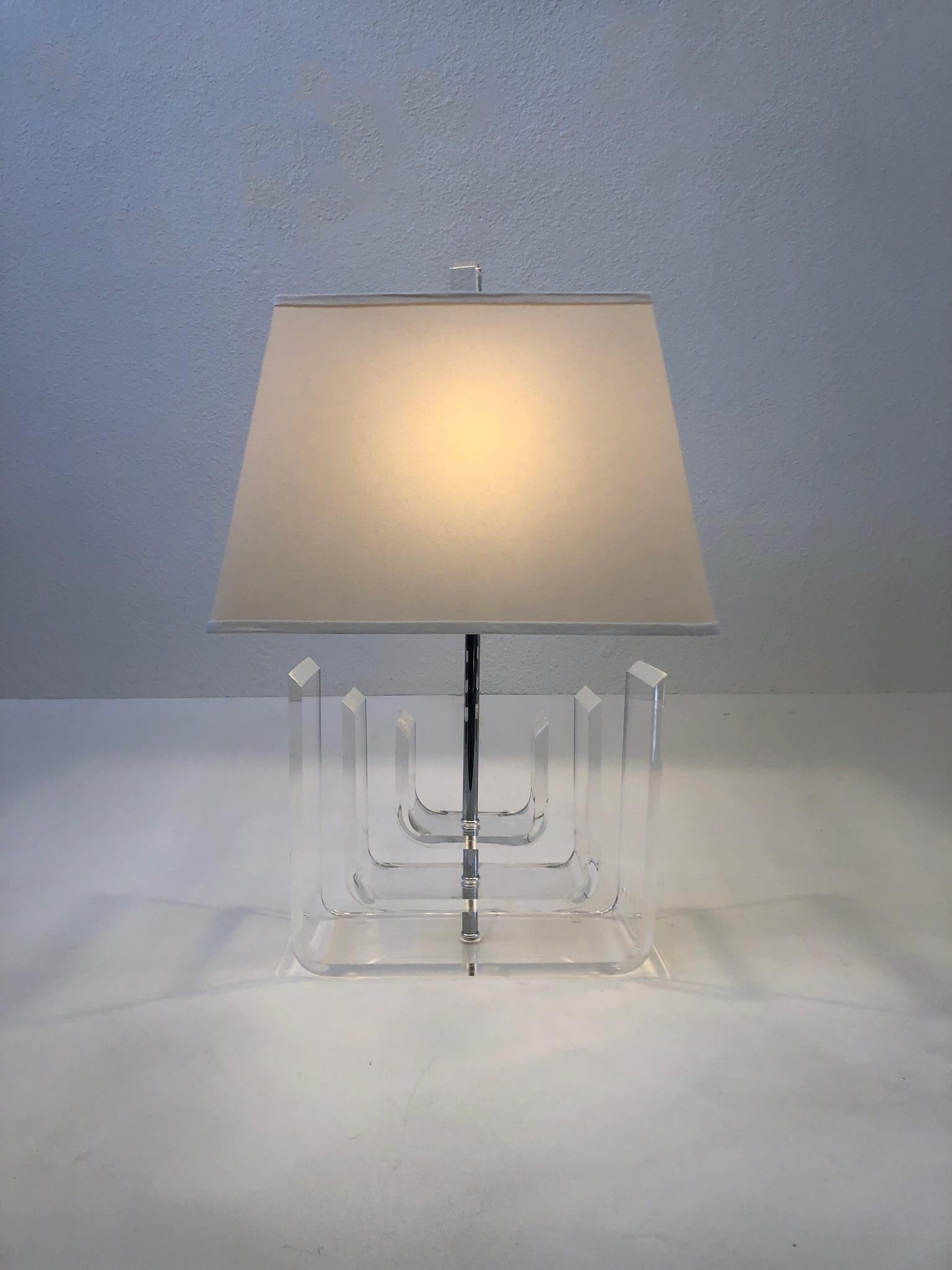 Clear Lucite and Chrome Table Lamp by Marlee In Good Condition In Palm Springs, CA