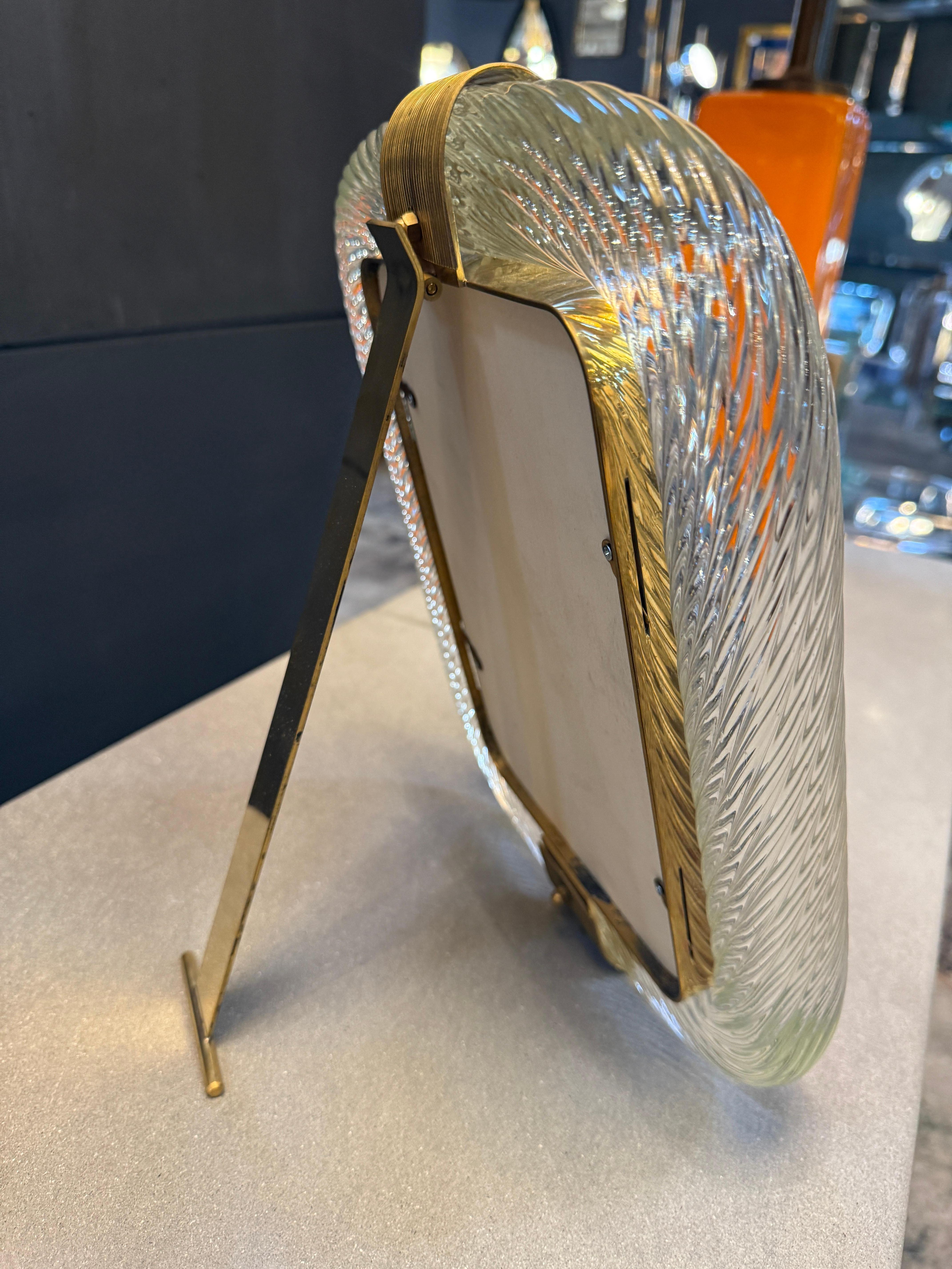 Clear Murano Glass and Brass Picture Frame In Good Condition For Sale In Los Angeles, CA