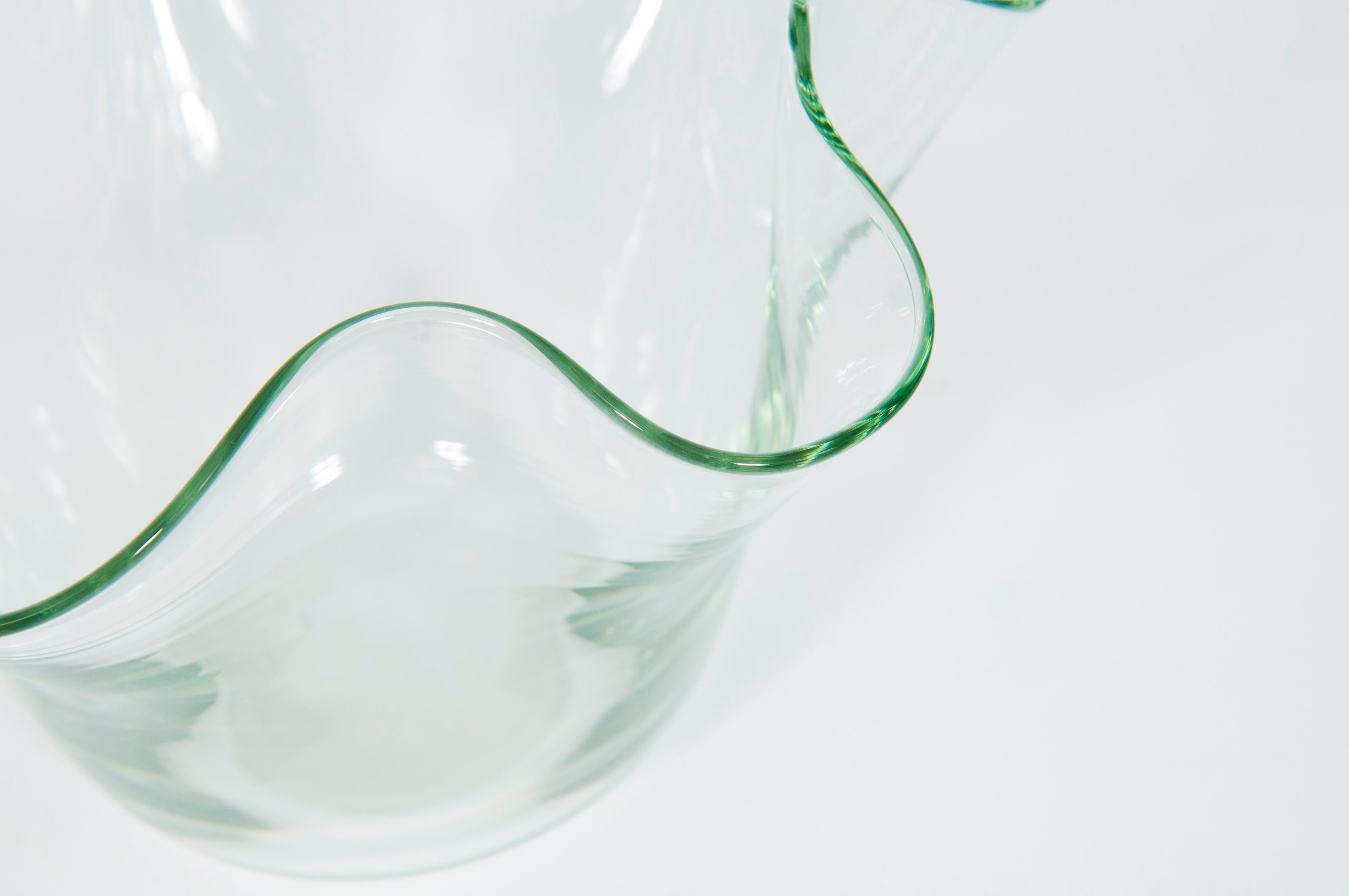 Centre de table en verre clair de Murano, créé par Giovanni Dalla Fina dans les années 1990. en vente 4