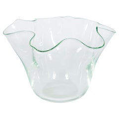 Centre de table en verre clair de Murano, créé par Giovanni Dalla Fina dans les années 1990.