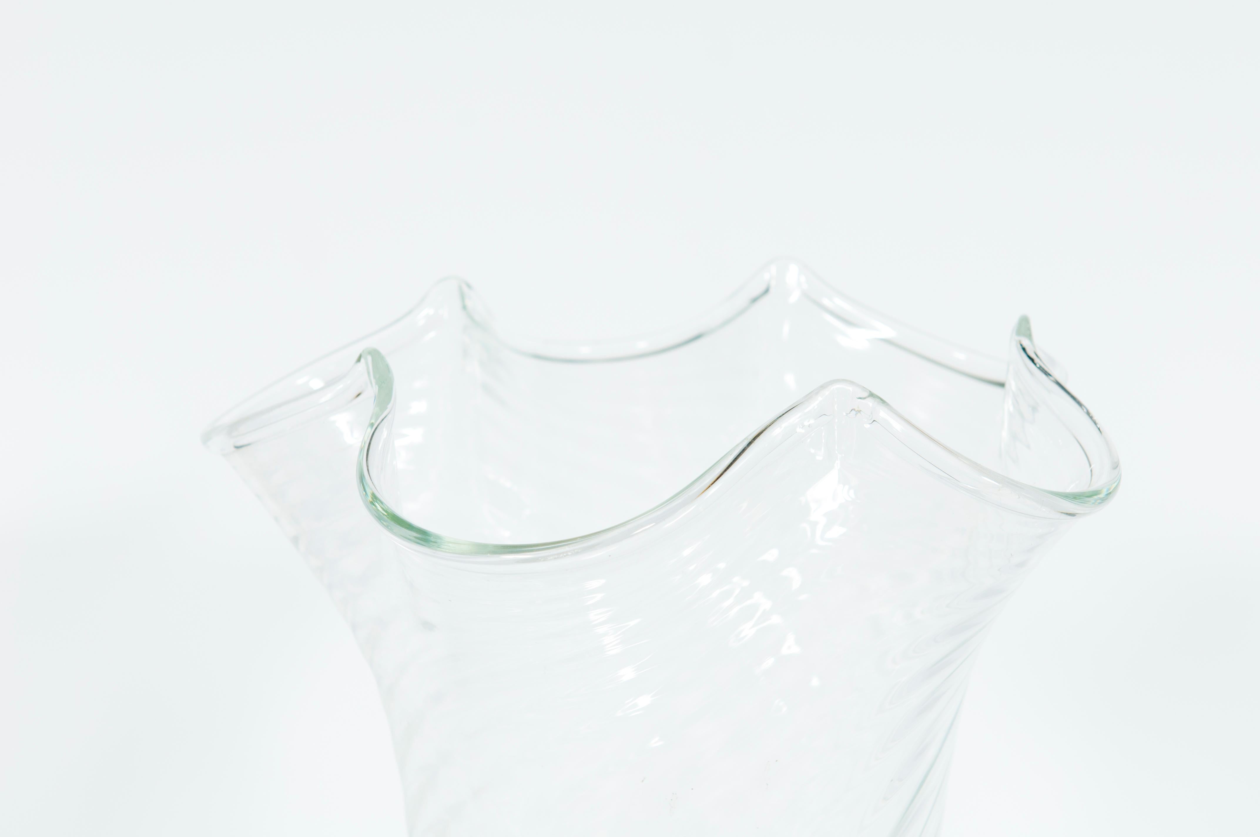 Hand-Crafted Clear Murano Glass Handkerchief Vase with Morise, Giovanni Dalla Fina, 1990s For Sale