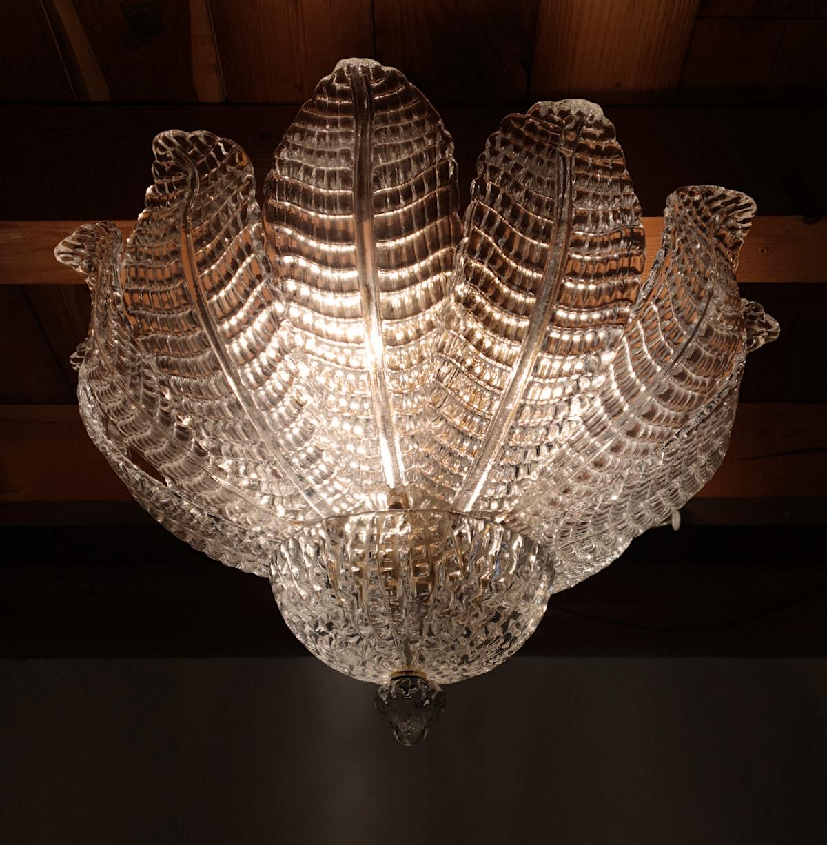 Late 20th Century Clear Murano Glass Mid-Century Modern Flush-Mount Chandelier, Barovier Style 70s