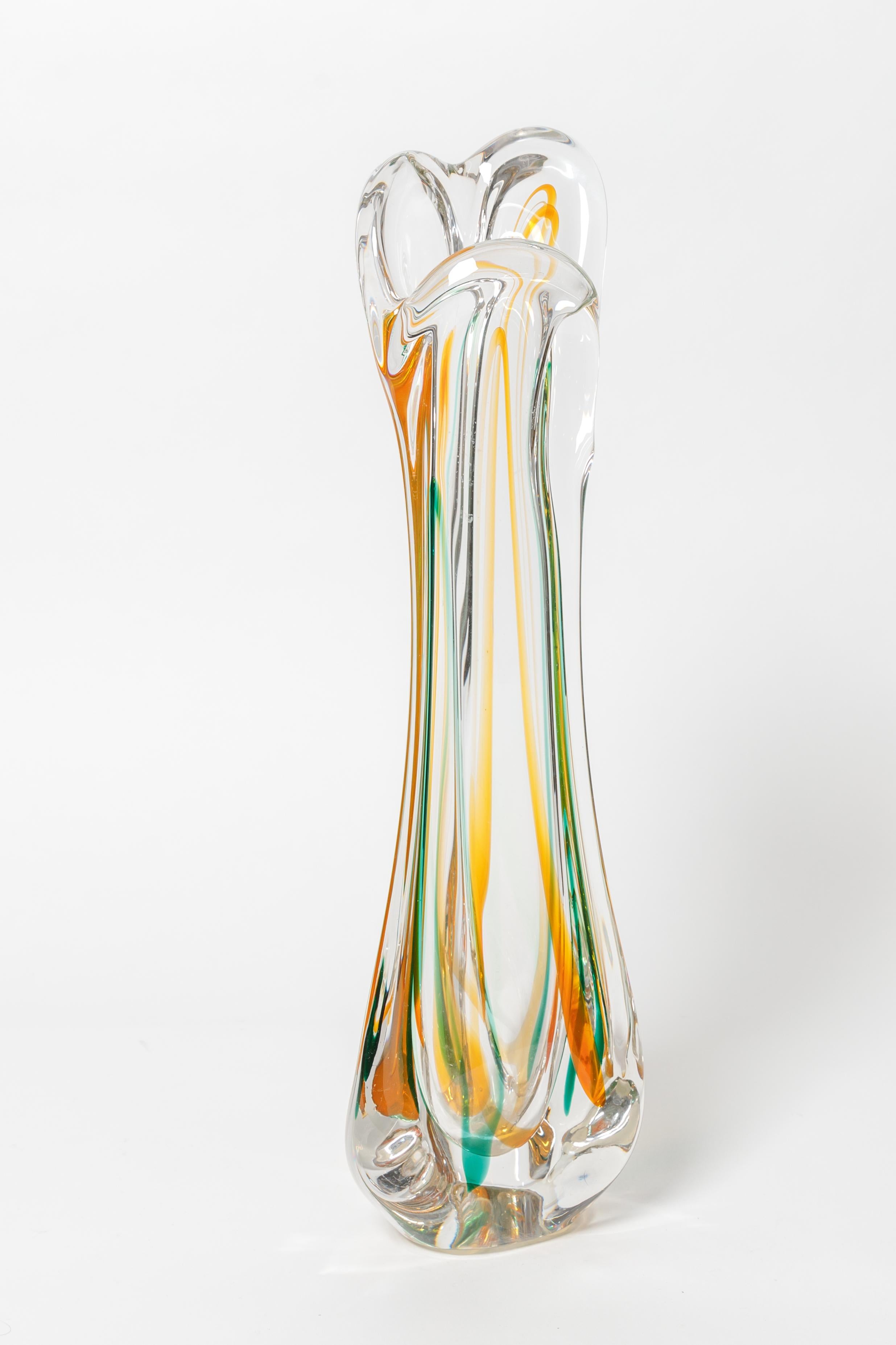 Clear Murano Glass Vase with Green and Gold, signed In Excellent Condition For Sale In Bridgehampton, NY