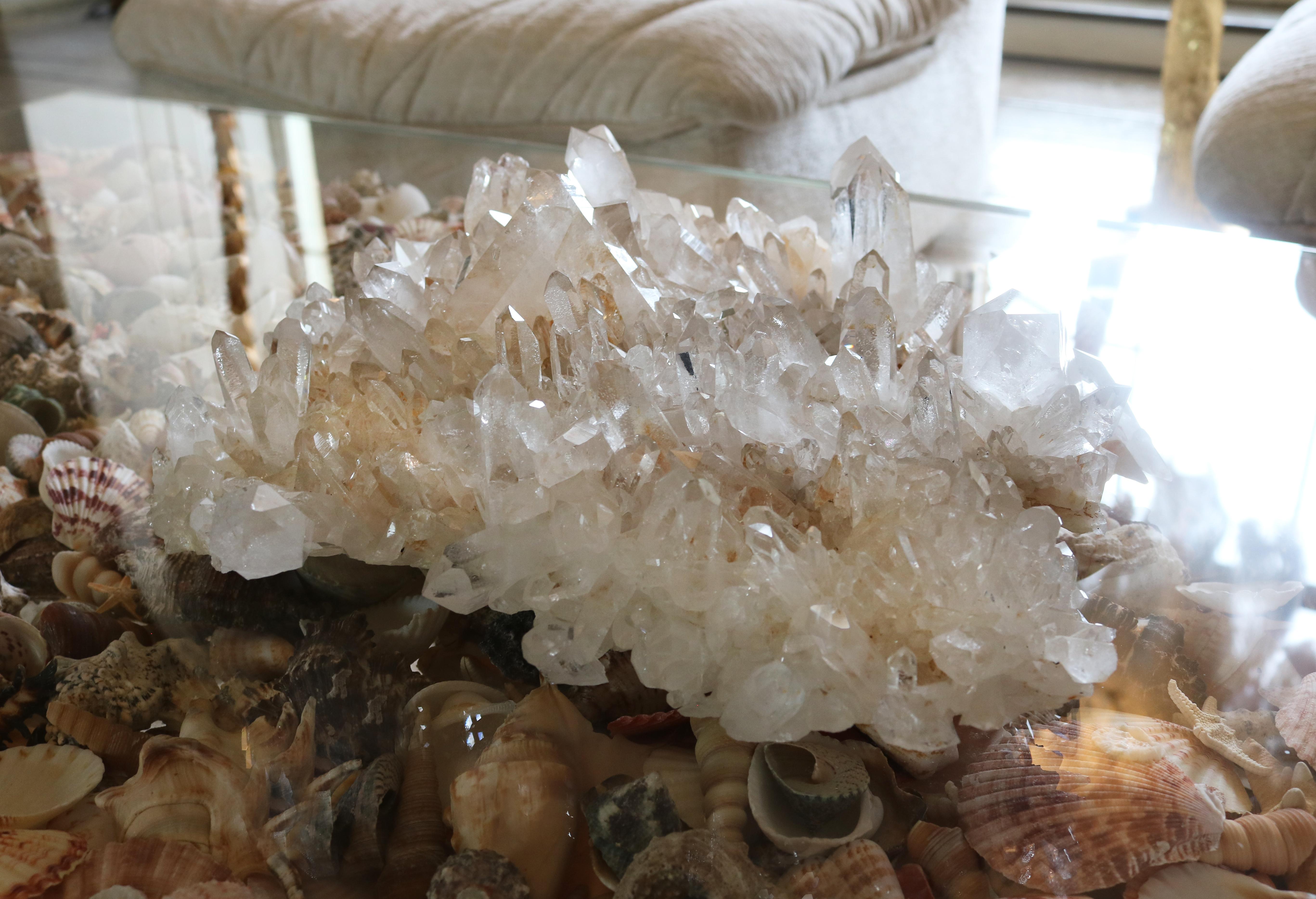 Clear Quartz Crystal Cluster In Good Condition For Sale In Oxfordshire, GB