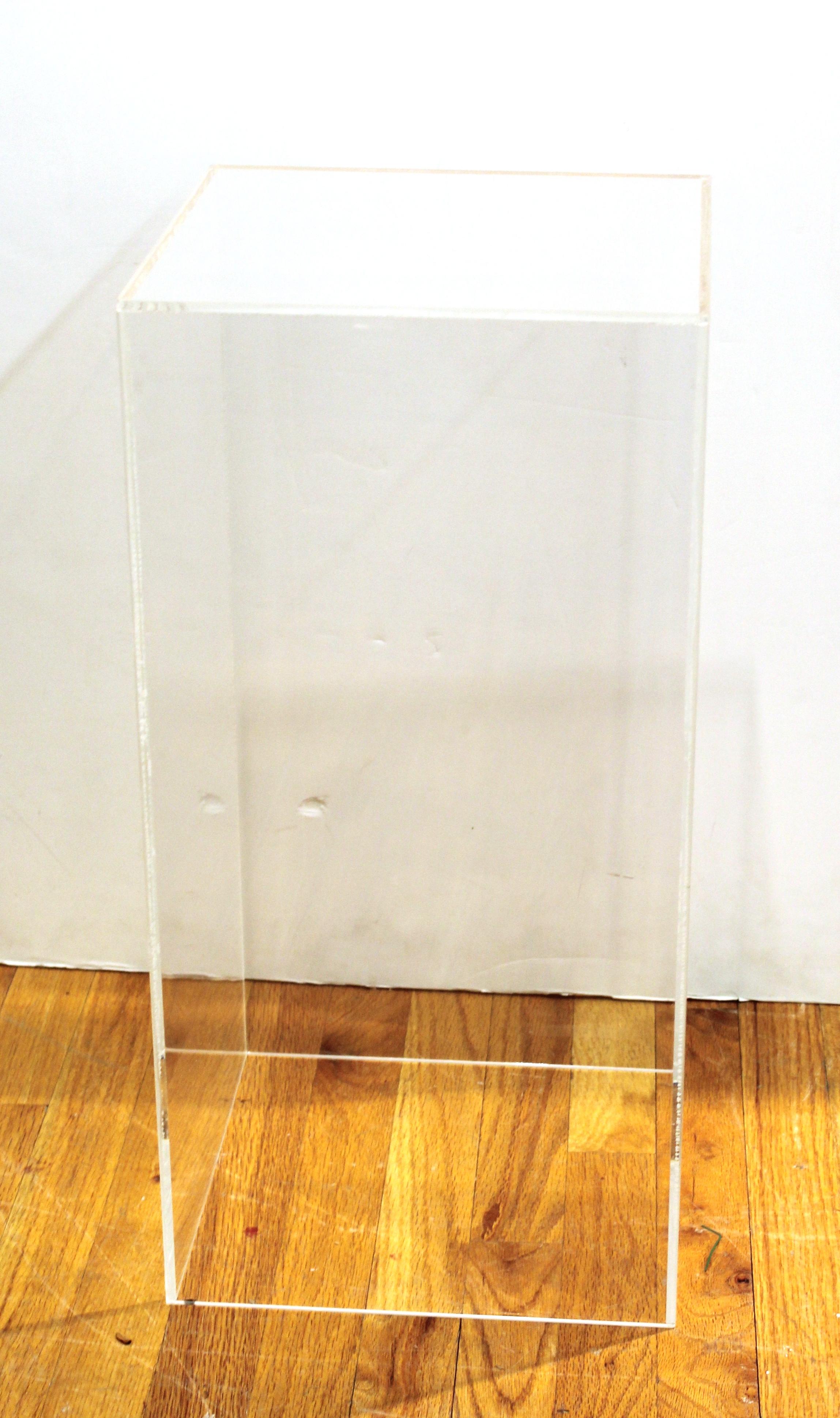 Clear Rectangular Lucite Pedestal In Good Condition In New York, NY