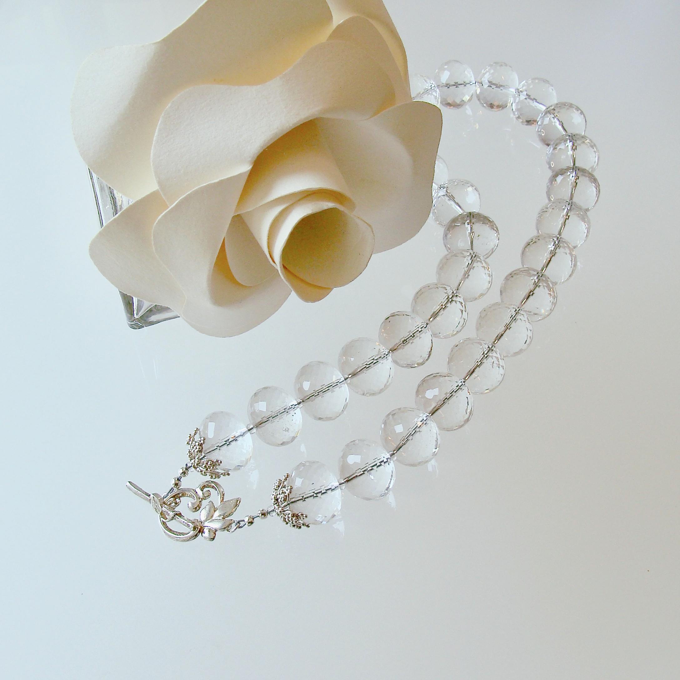 Rondelle Choker-Halskette aus klarem Bergkristall – I Can See Clearly Now (Kunsthandwerker*in) im Angebot
