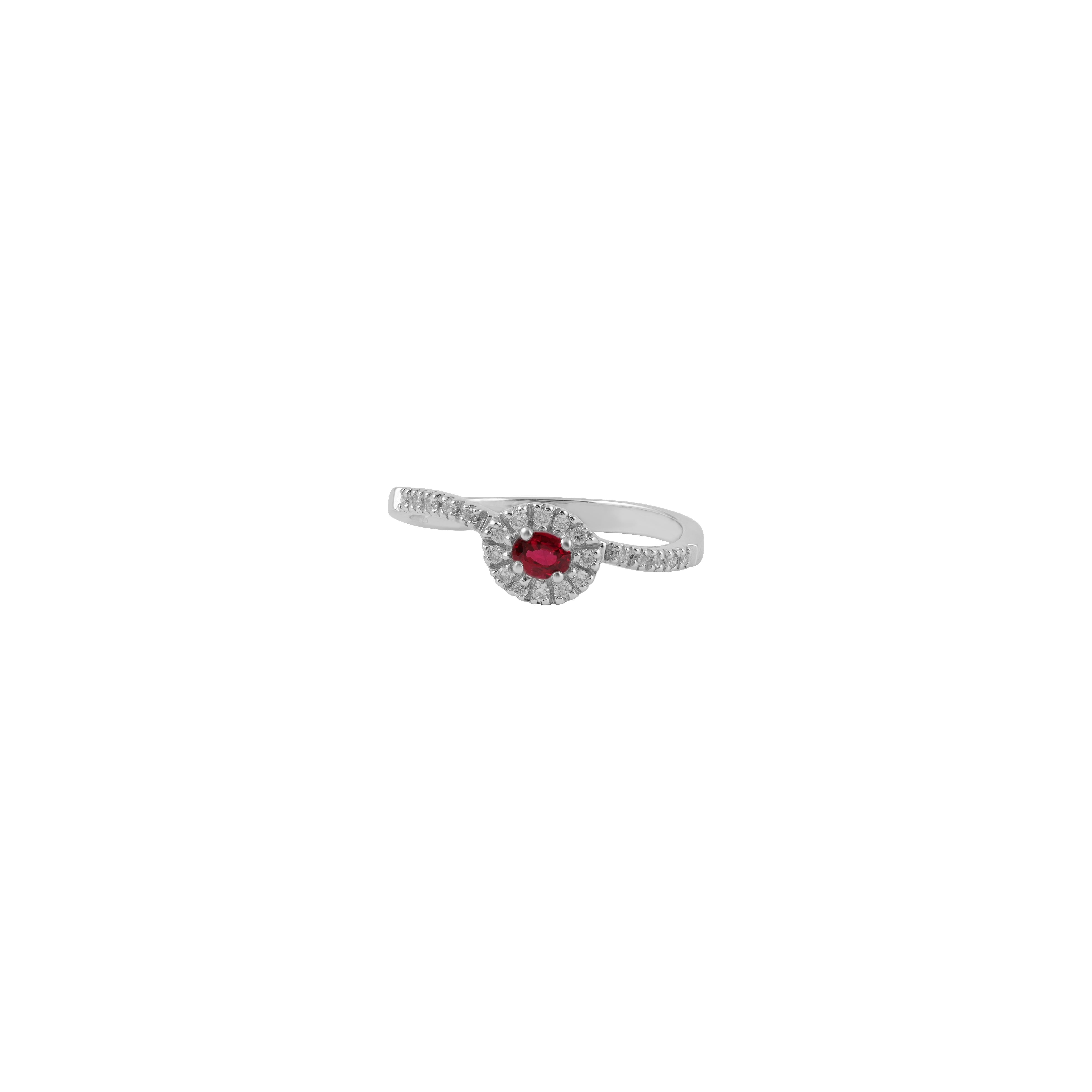 Oval Cut Clear Ruby Surrounded by Round Brilliant Cut Diamond Ring in 18k Gold For Sale