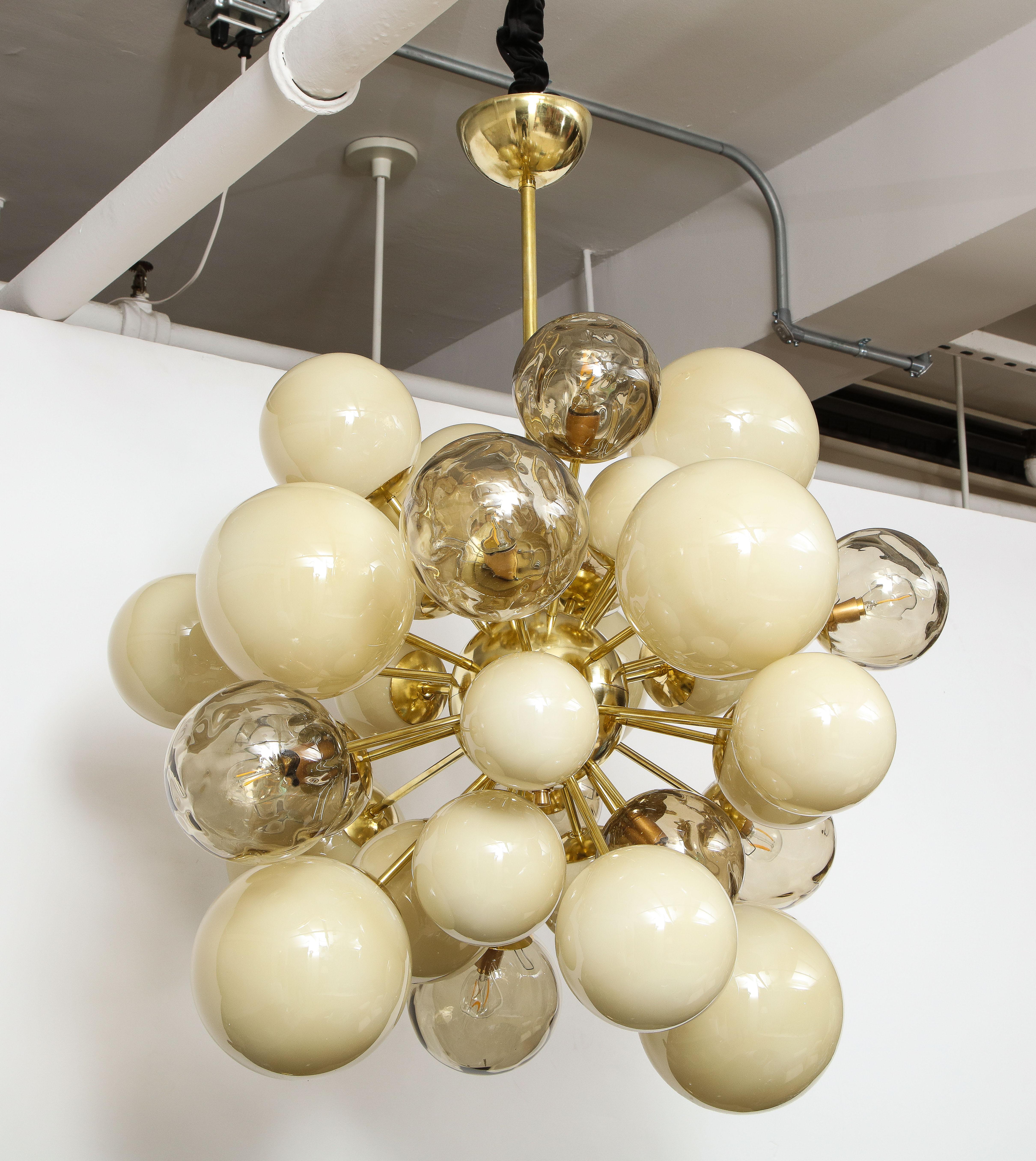 Clear Smoked and Ivory Murano Glass and Brass Sputnik Chandelier, Italy, 2021 8